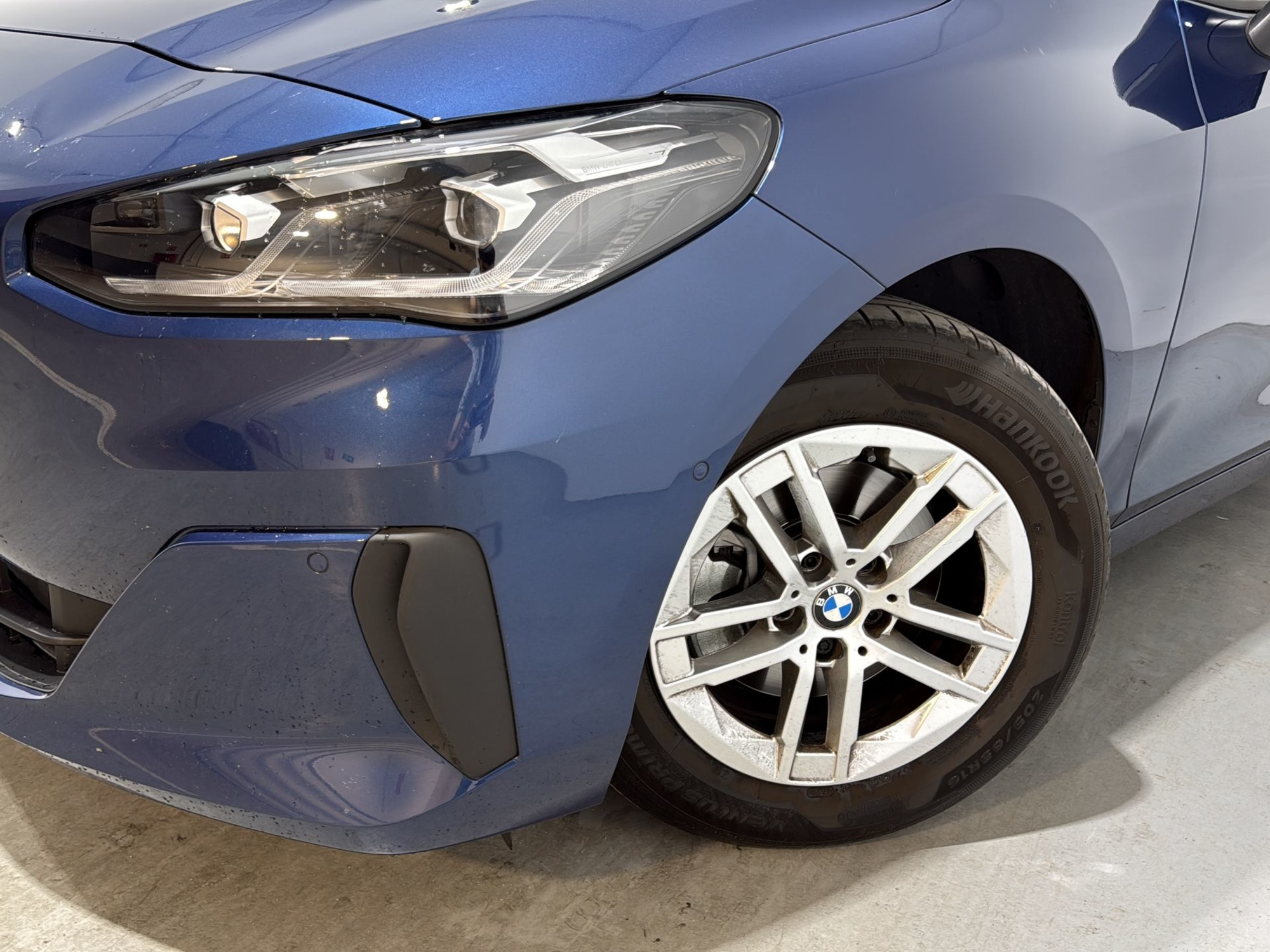 Renting BMW Serie 2 218d Active Tourer 110 kW (150 CV) 13