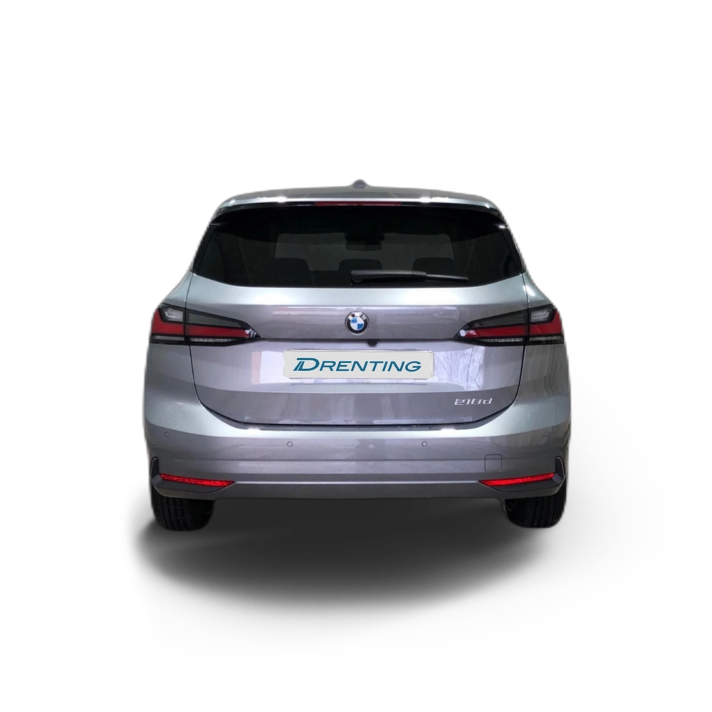 Renting BMW Serie 2 218d Active Tourer 110 kW (150 CV) 5 3