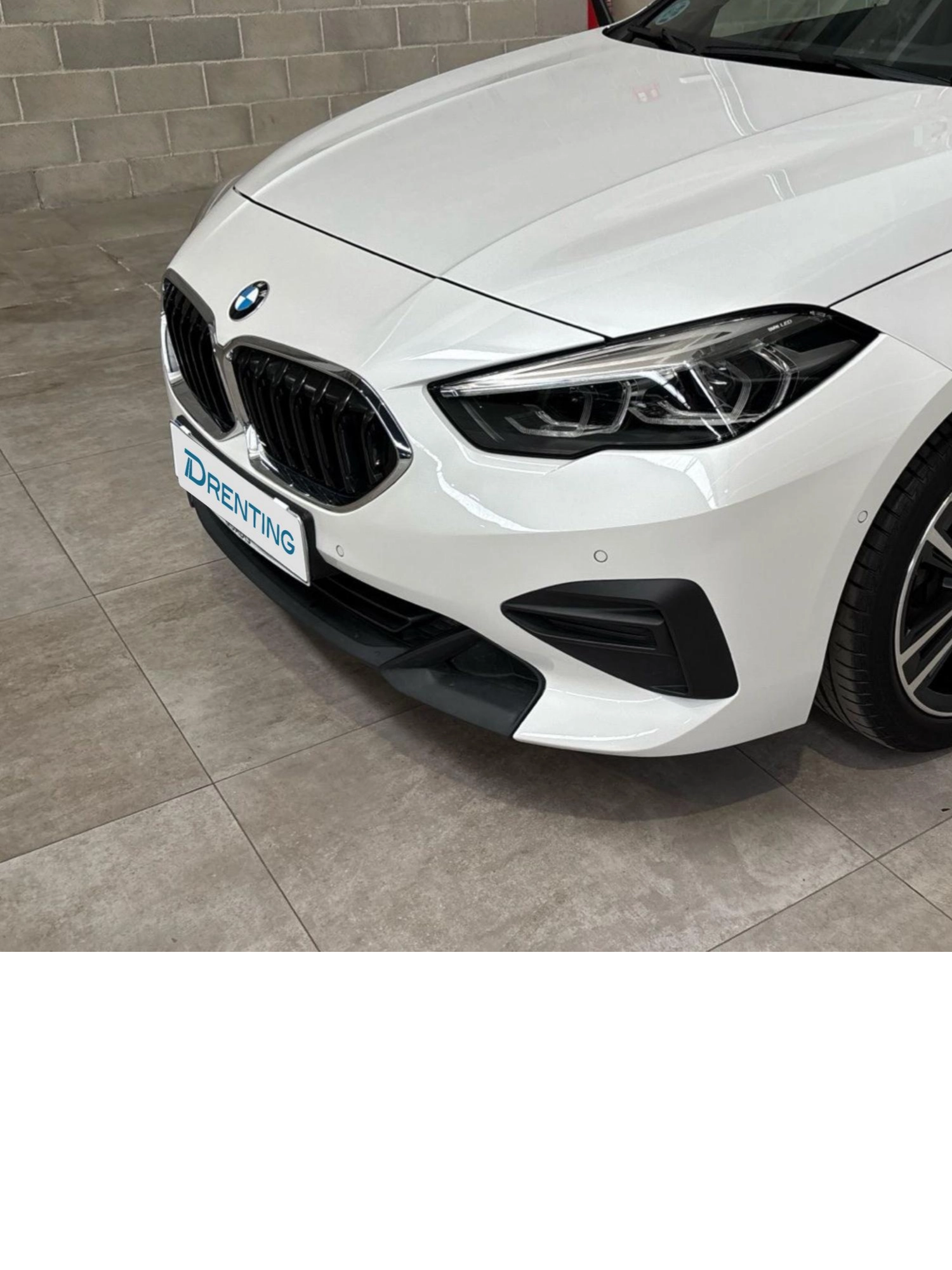 Renting BMW Serie 2 218i Gran Coupe 103 kW (140 CV) 6