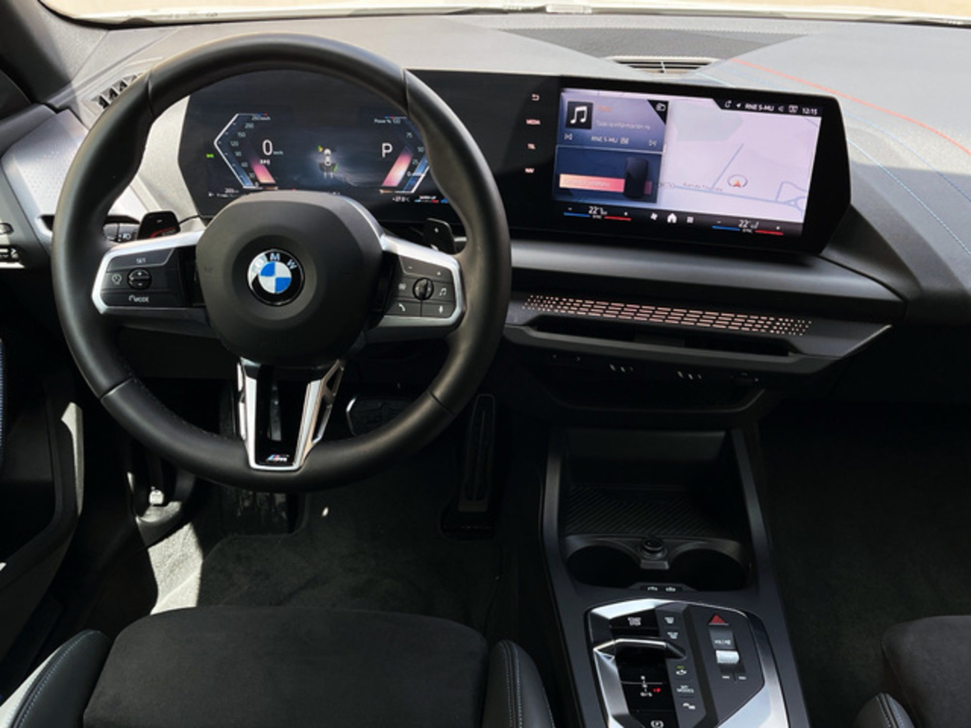 Renting BMW Serie 2 220d Gran Coupe 120 kW (163 CV) 12 3