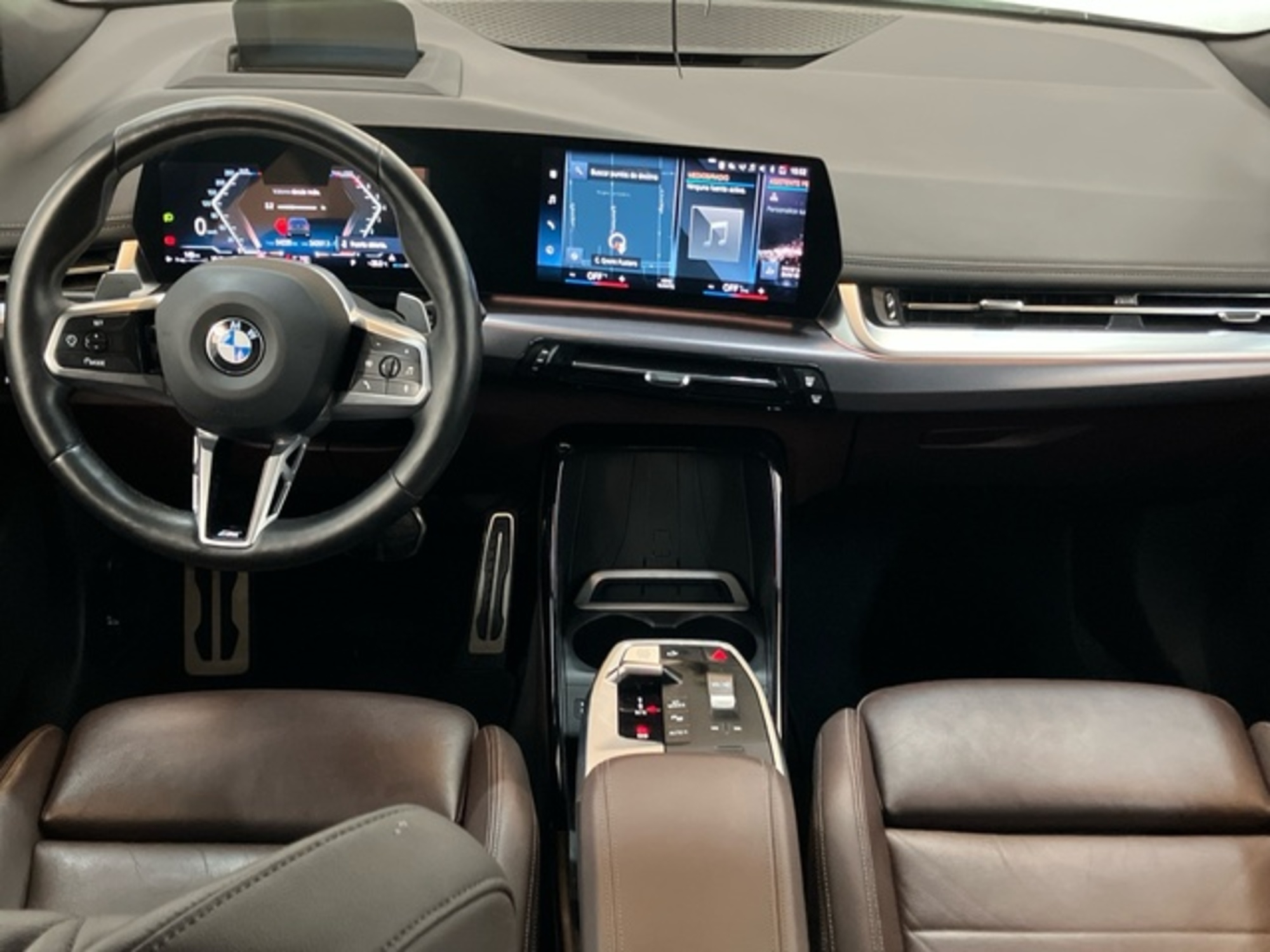Renting BMW Serie 2 220i Active Tourer 125 kW (170 CV)