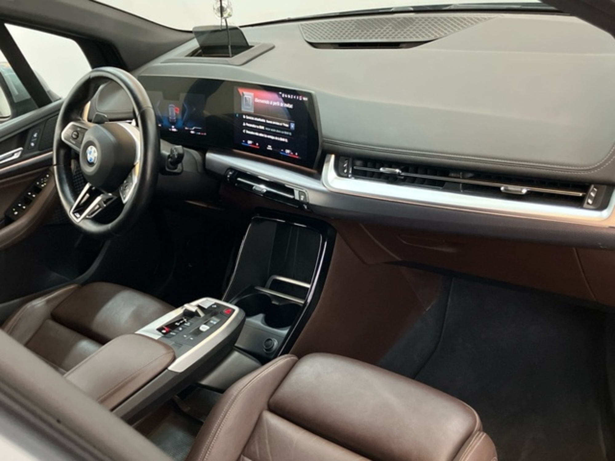 Renting BMW Serie 2 220i Active Tourer 125 kW (170 CV)