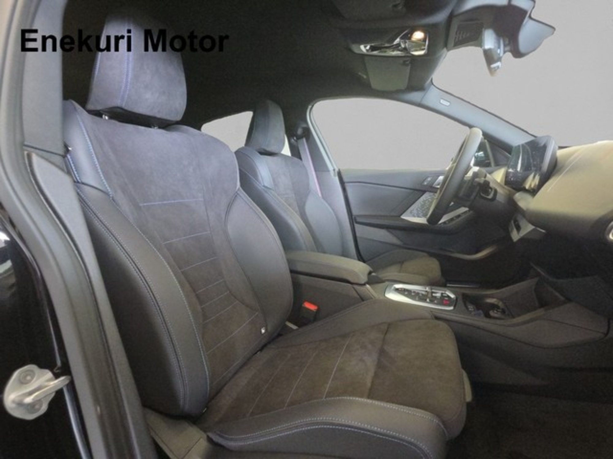Renting BMW Serie 2 220i Gran Coupe 125 kW (170 CV) 2