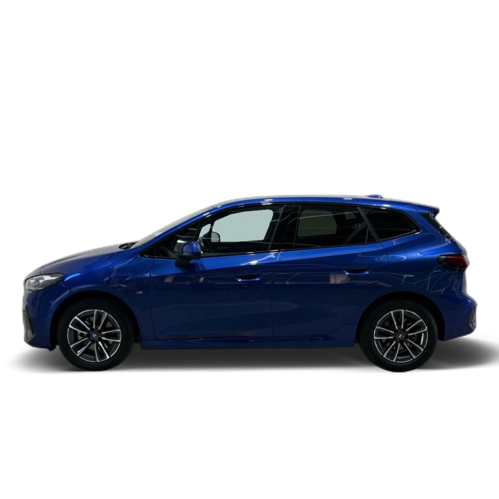 Renting BMW Serie 2 225e xDrive Active Tourer 180 kW (245 CV) 2