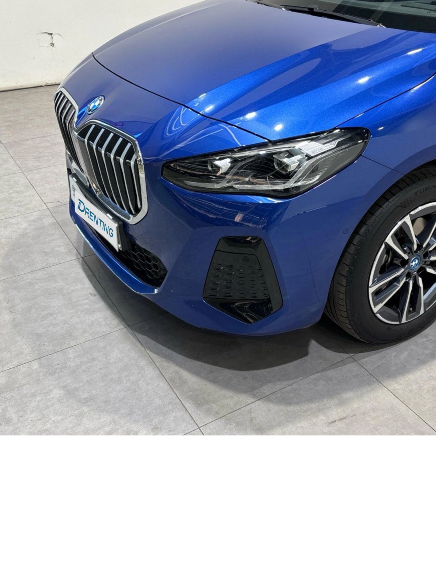 Renting BMW Serie 2 225e xDrive Active Tourer 180 kW (245 CV) 2