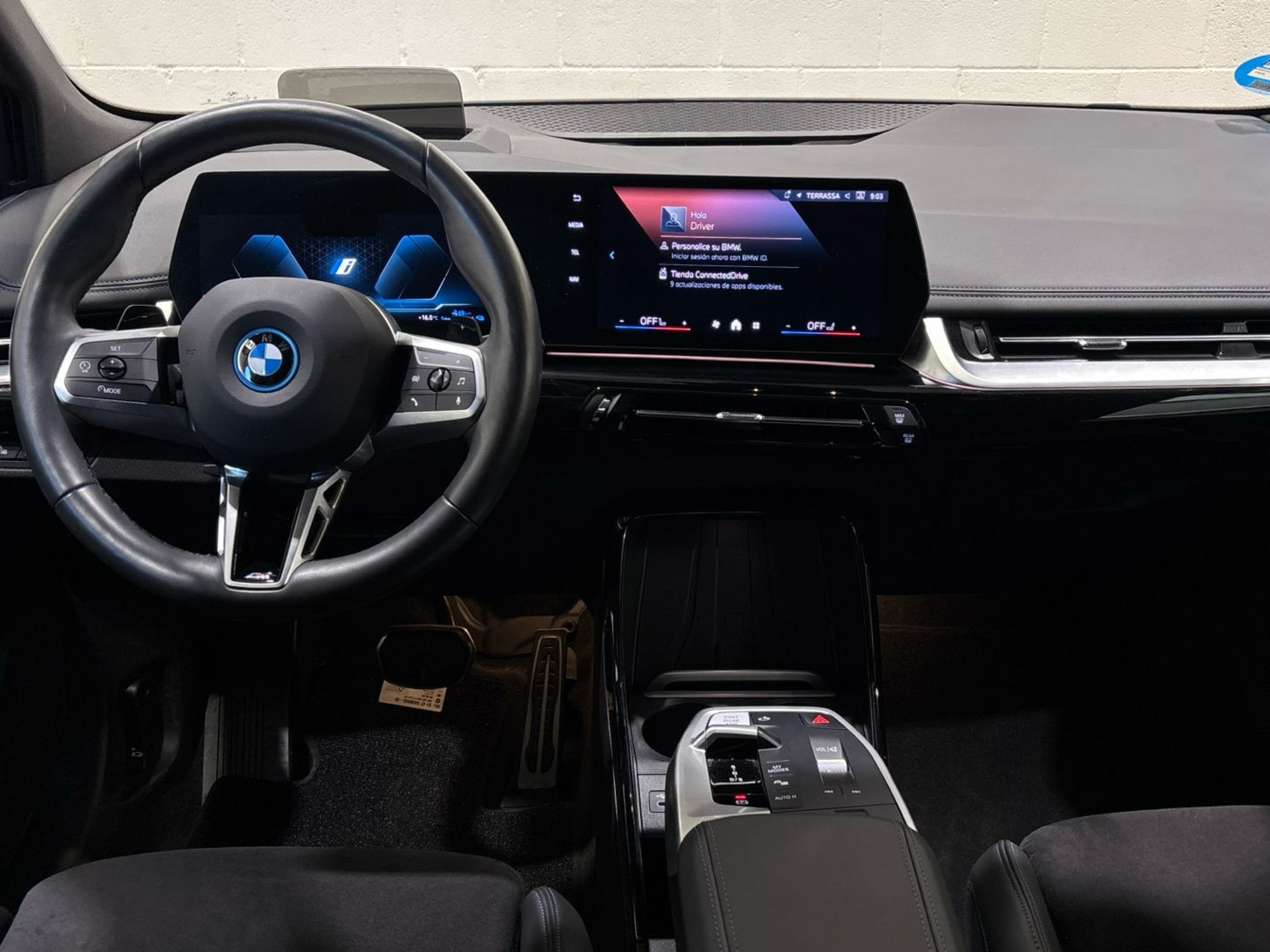 Renting BMW Serie 2 225e xDrive Active Tourer 180 kW (245 CV) 2