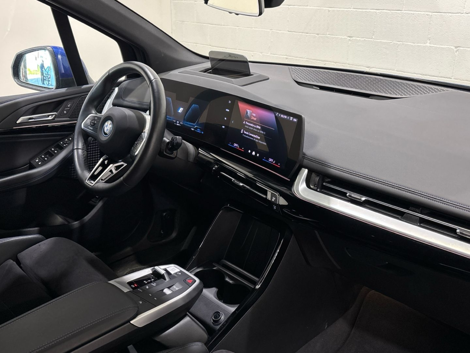 Renting BMW Serie 2 225e xDrive Active Tourer 180 kW (245 CV) 2
