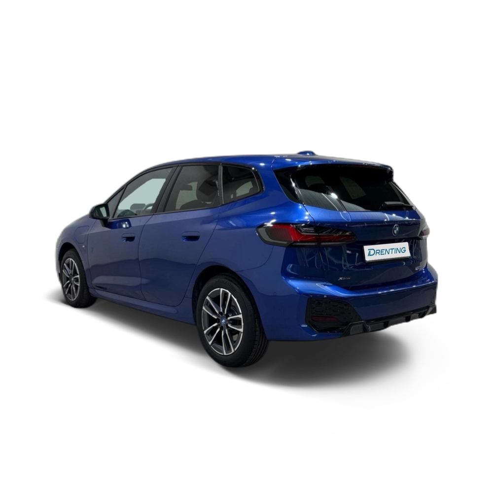 Renting BMW Serie 2 225e xDrive Active Tourer 180 kW (245 CV) 2
