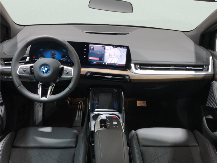 Renting BMW Serie 2 225e xDrive Active Tourer 180 kW (245 CV) 4