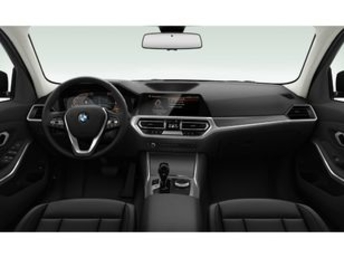 Renting BMW Serie 3 318d 110 kW (150 CV) 18