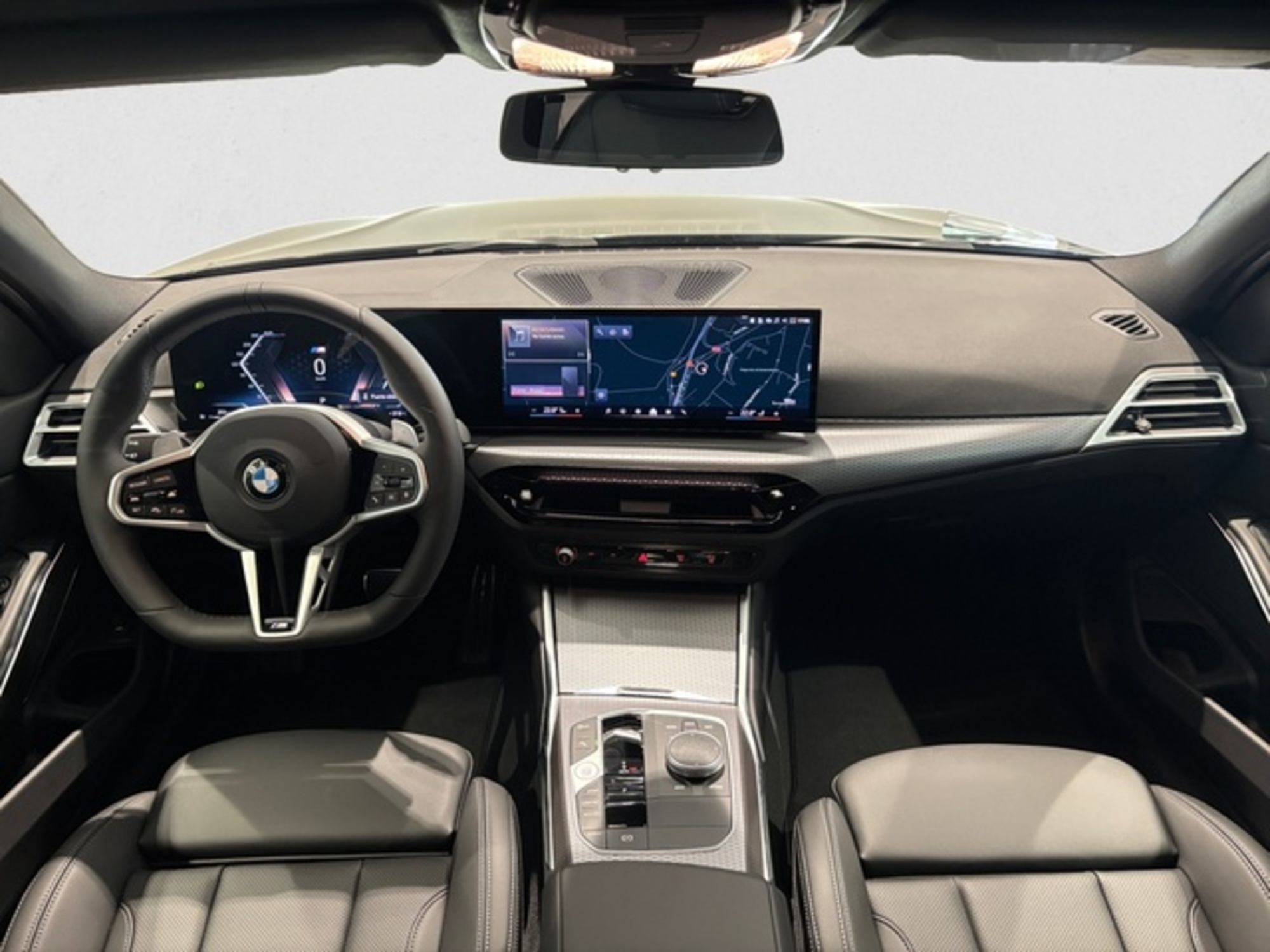 Renting BMW Serie 3 318d 110 kW (150 CV) 22