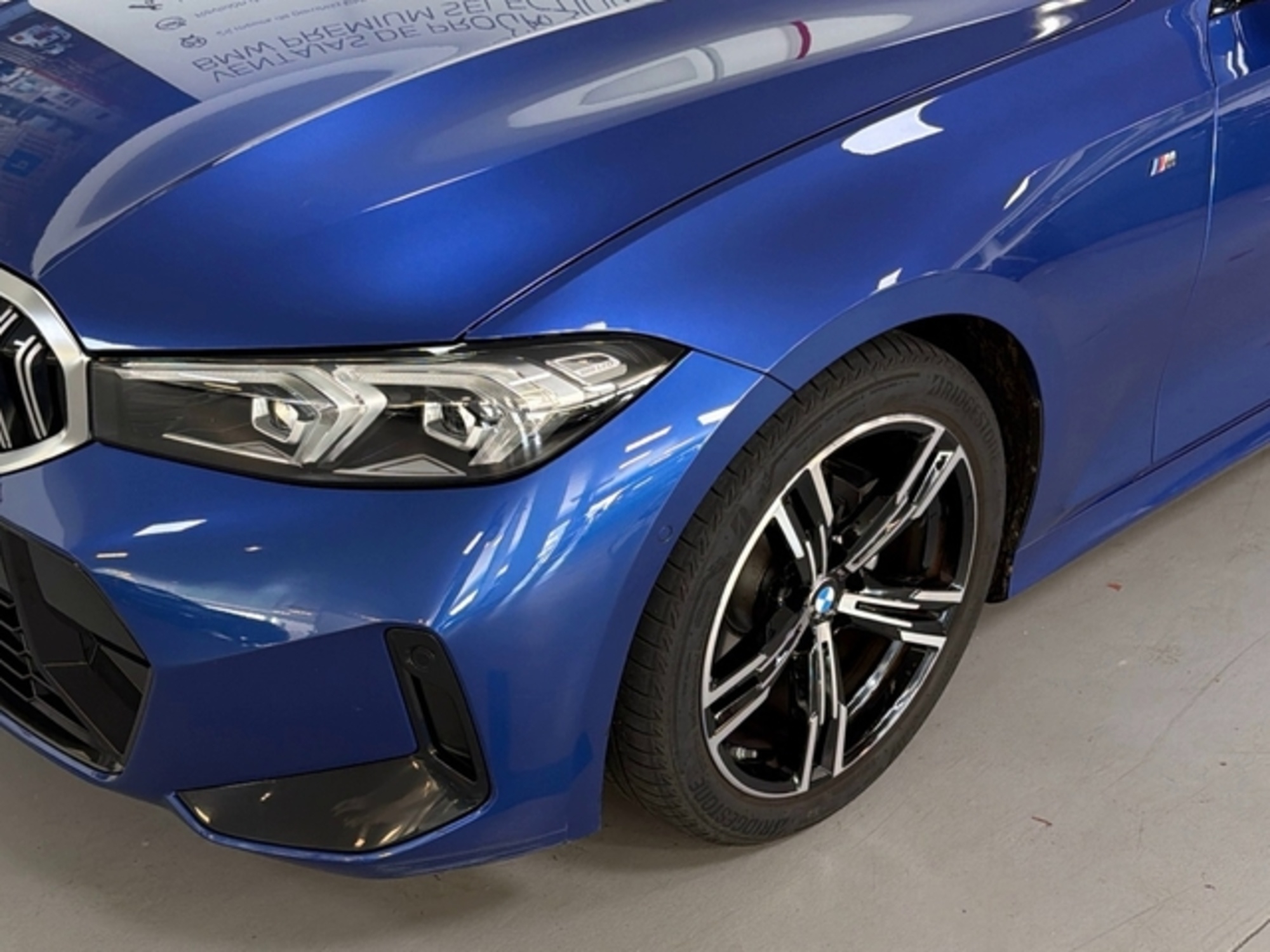 Renting BMW Serie 3 318d Touring 110 kW (150 CV) 10 3