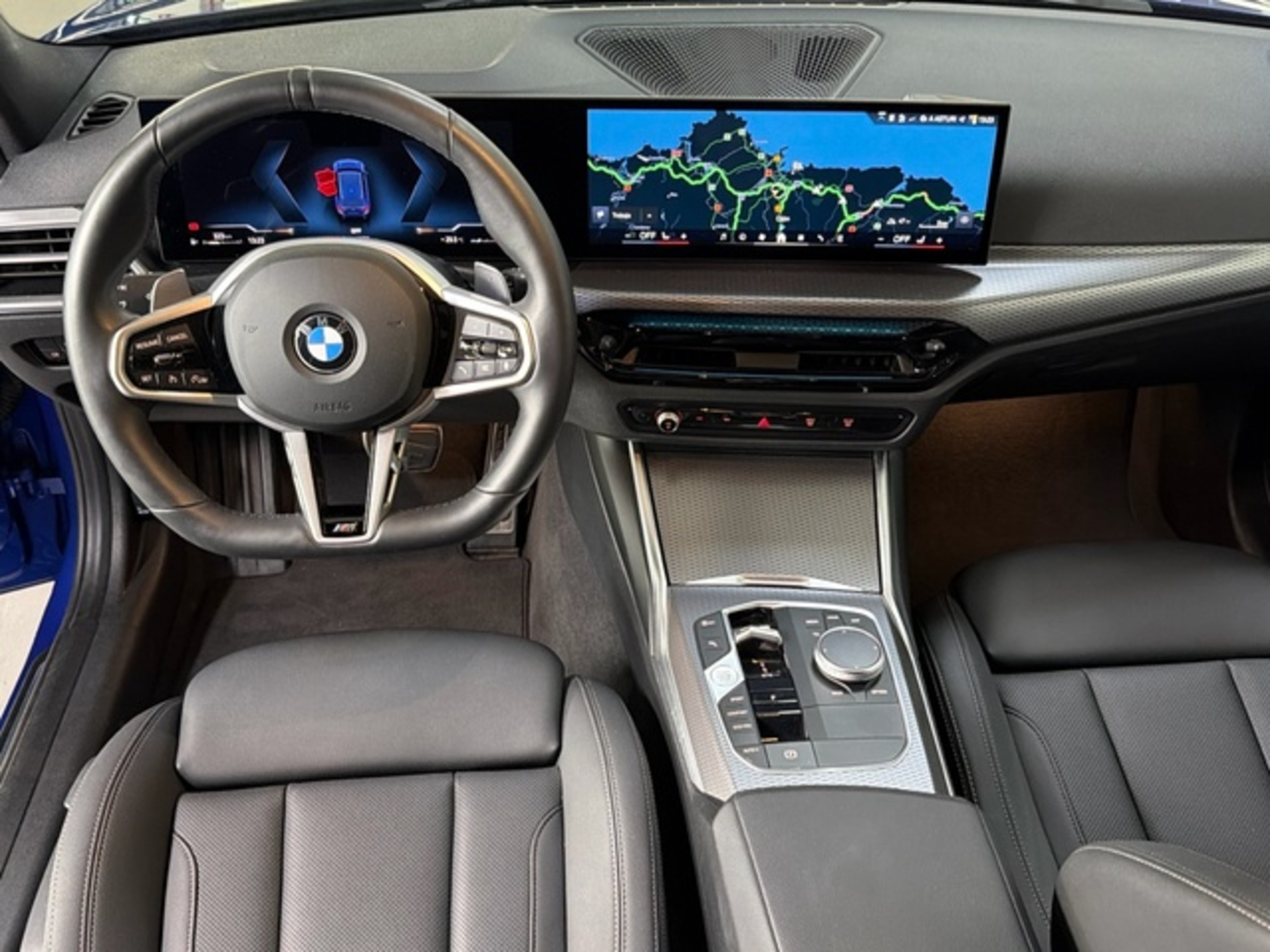 Renting BMW Serie 3 318d Touring 110 kW (150 CV) 10 3