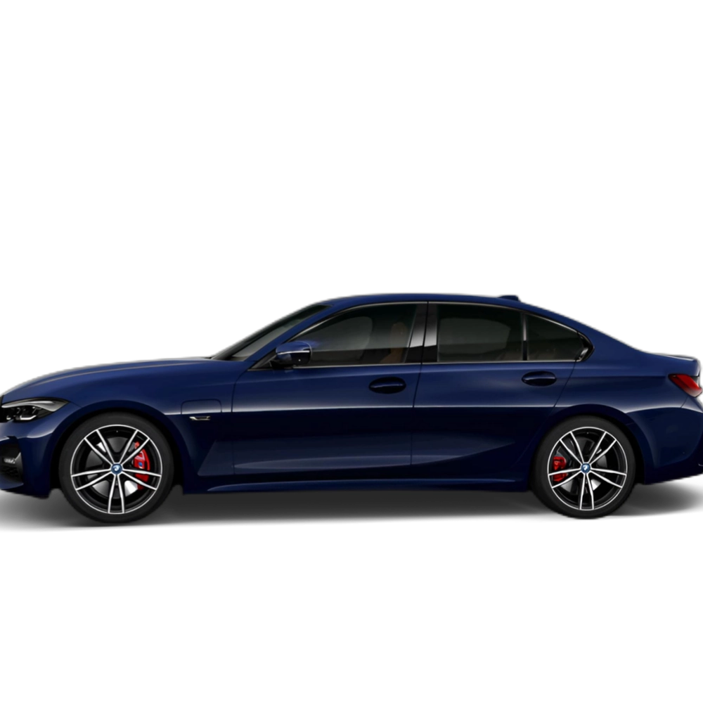 Renting BMW Serie 3 330e 215 kW (292 CV) 10 3