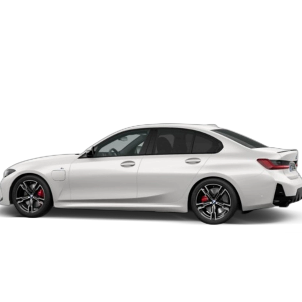 Renting BMW Serie 3 330e 215 kW (292 CV) 12 2