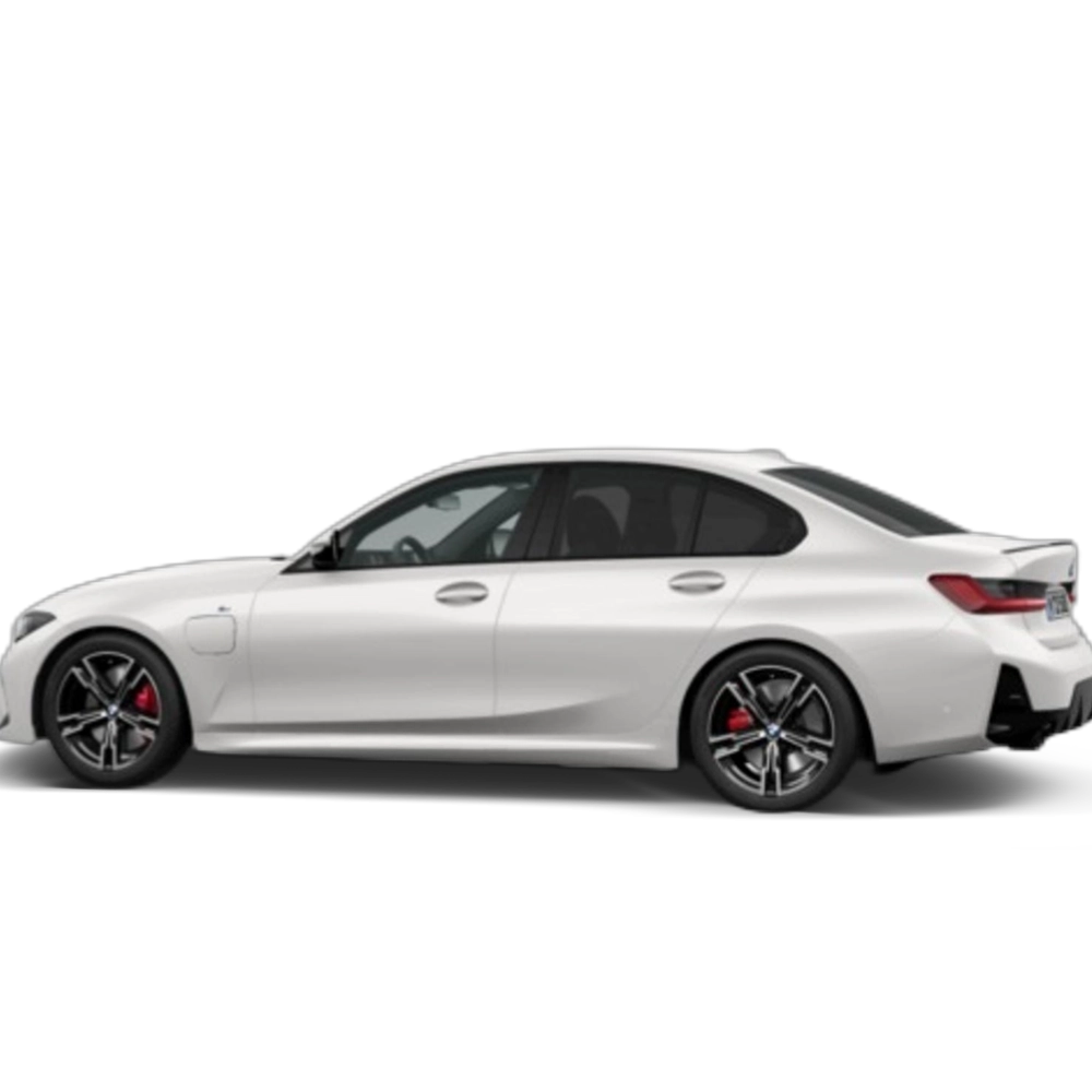 Renting BMW Serie 3 330e 215 kW (292 CV) 15