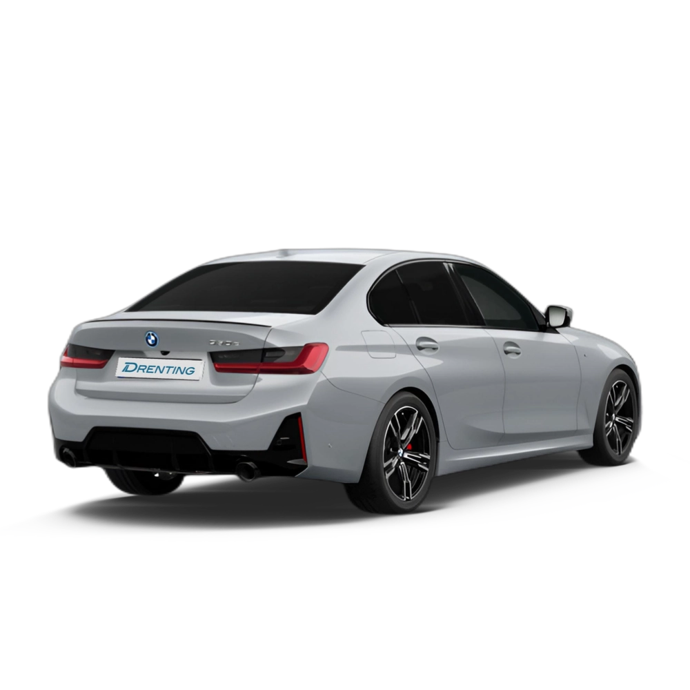 Renting BMW Serie 3 330e 215 kW (292 CV) 4