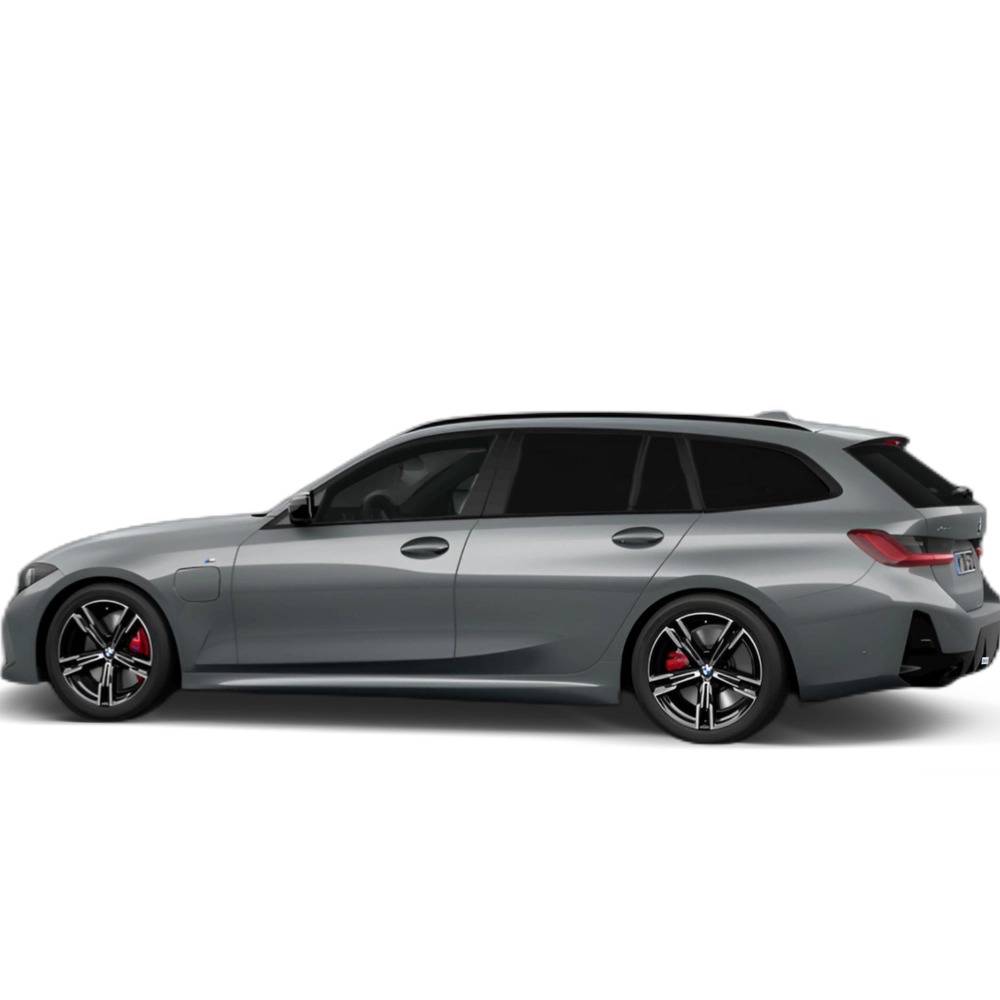 Renting BMW Serie 3 330e xDrive Touring 215 kW (292 CV) 4 1
