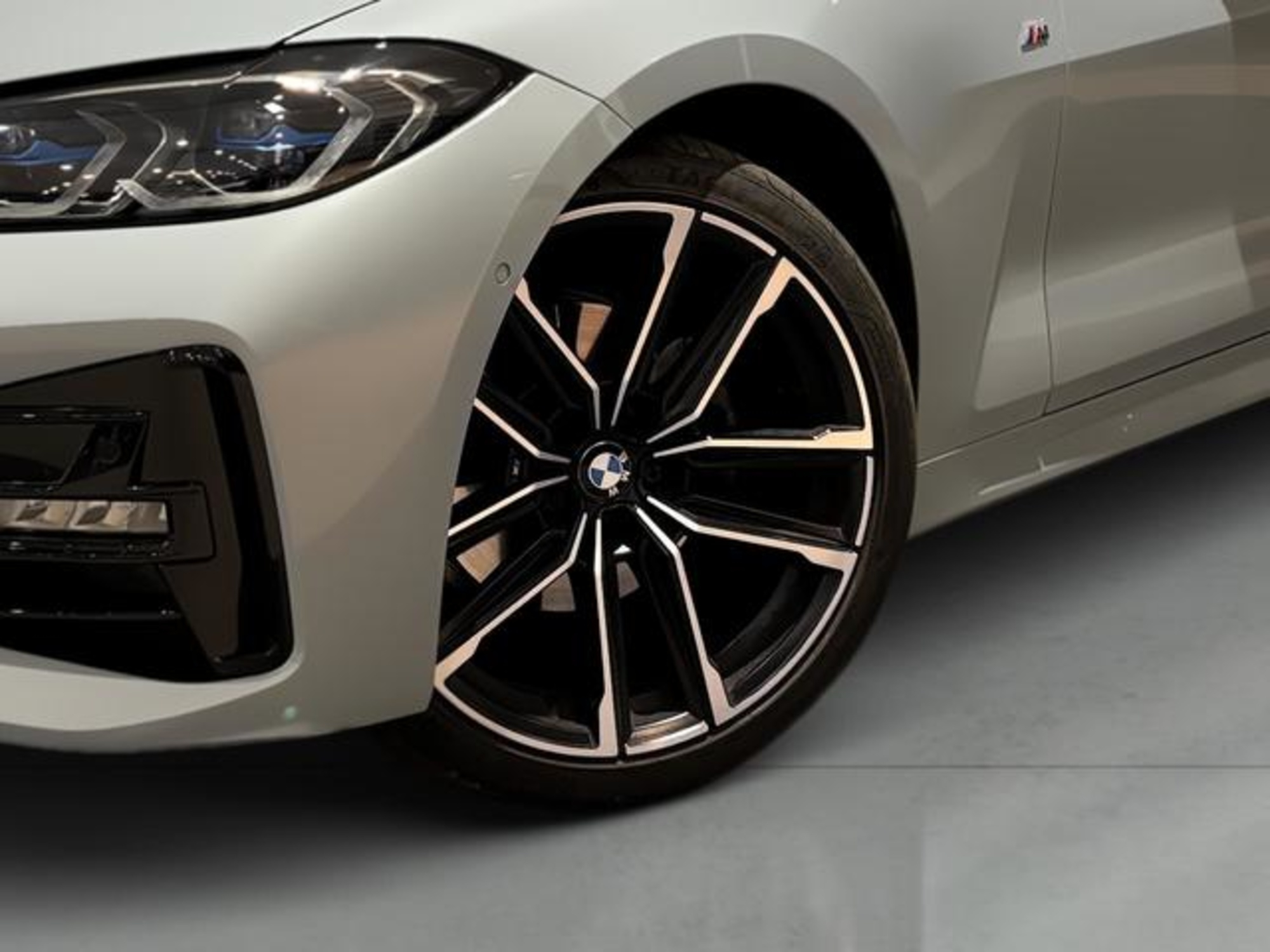 Renting BMW Serie 4 420d Cabrio 140 kW (190 CV) 6 5