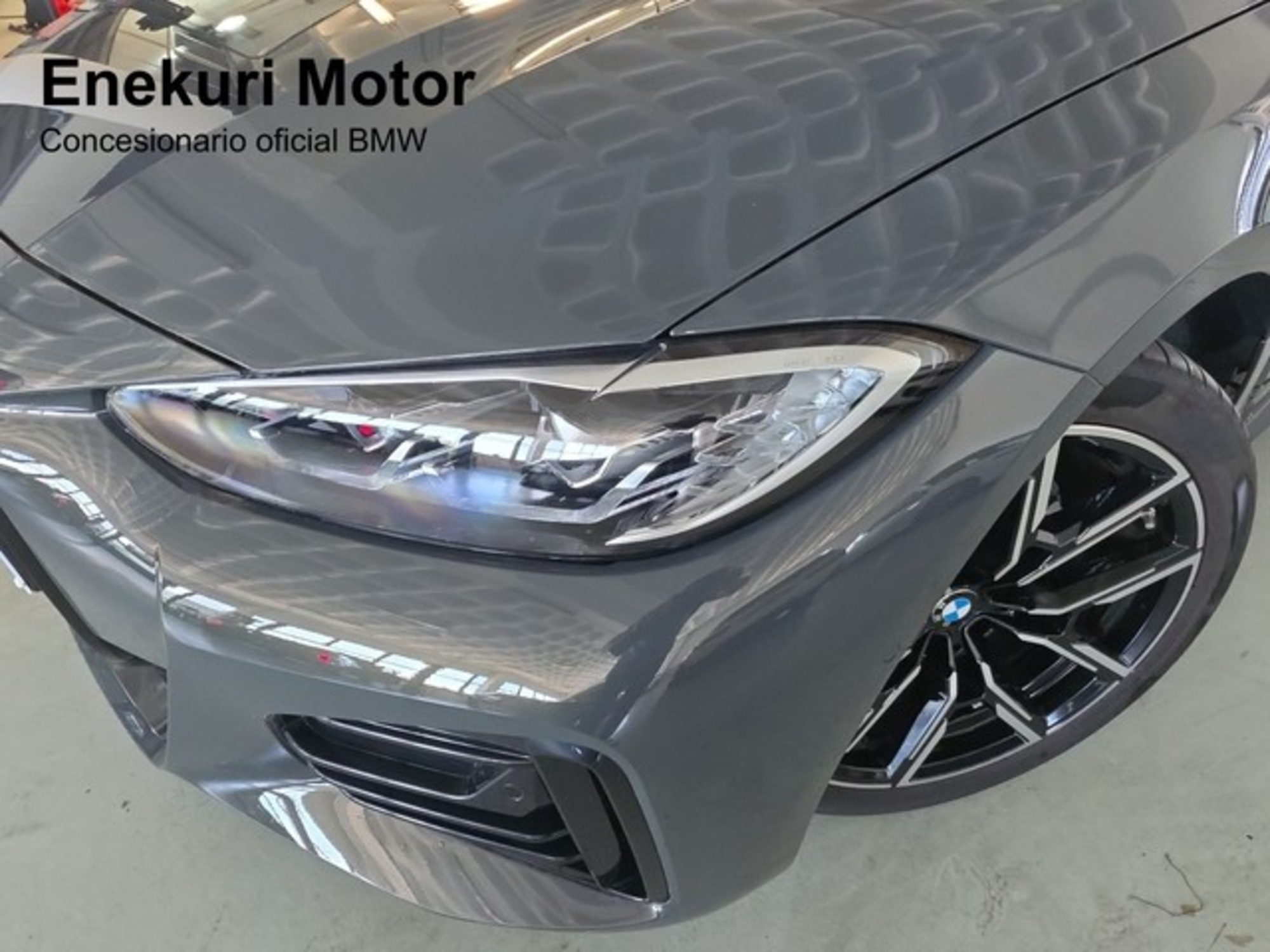 Renting BMW Serie 4 420d Gran Coupe 140 kW (190 CV) 2 11