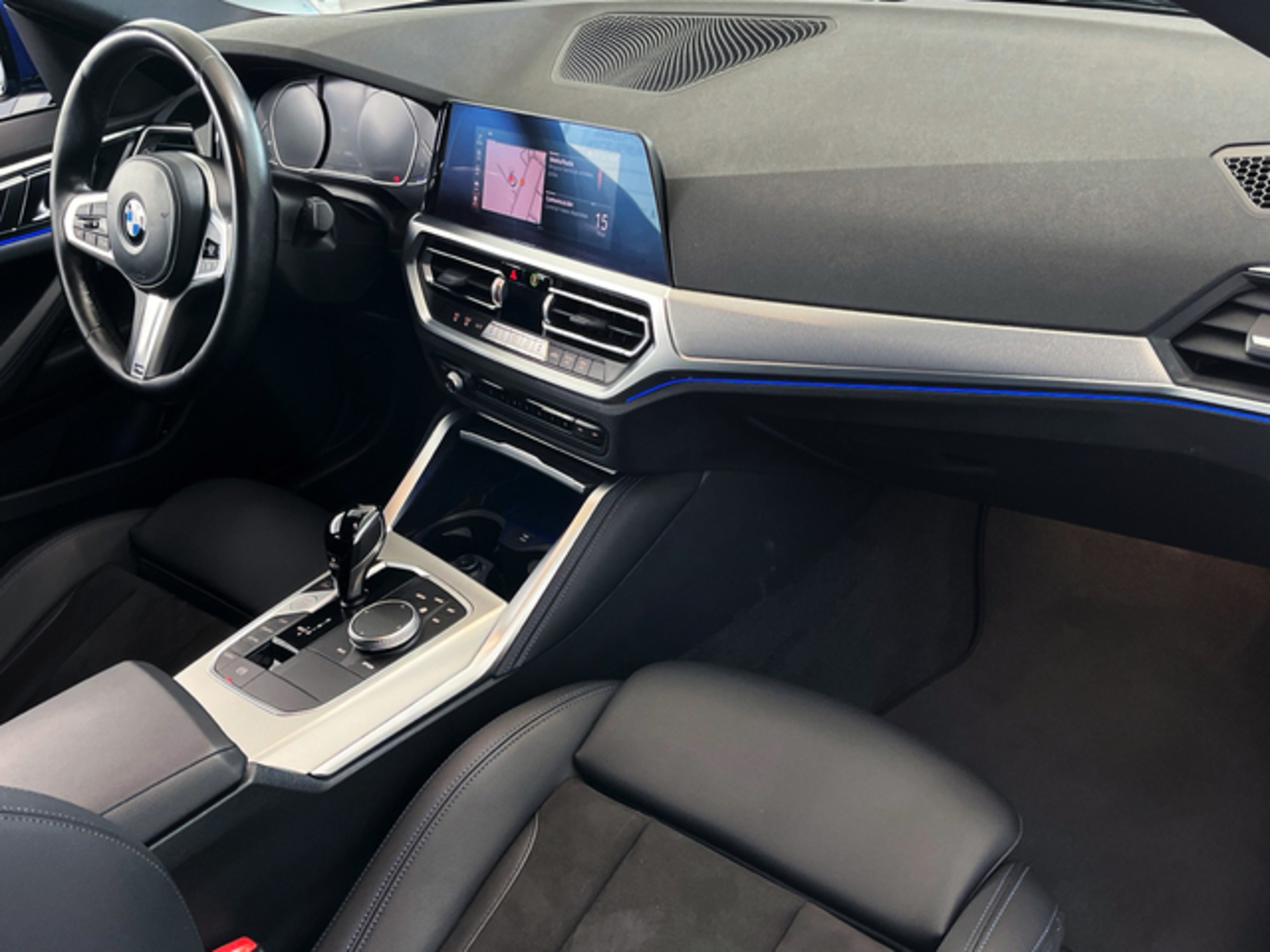 Renting BMW Serie 4 420i Gran Coupe 135 kW (184 CV) 4 2