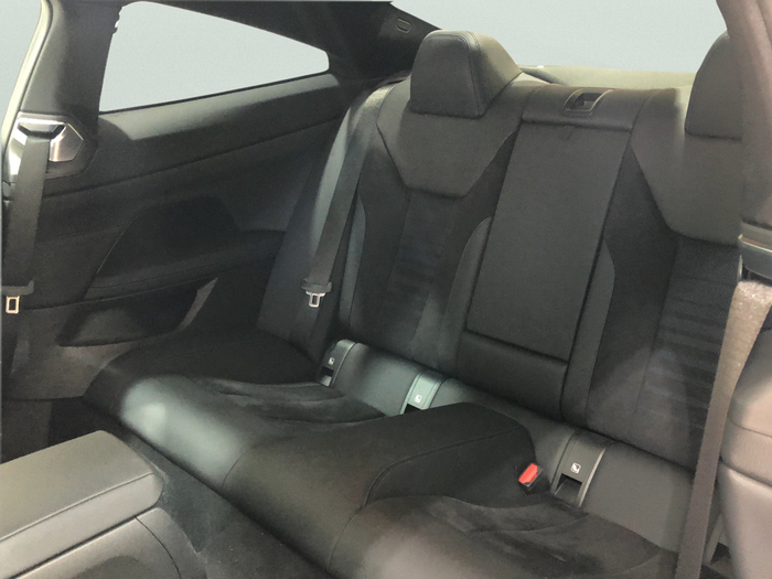 Renting BMW Serie 4 M440i Coupé 275 kW (374 CV) 1