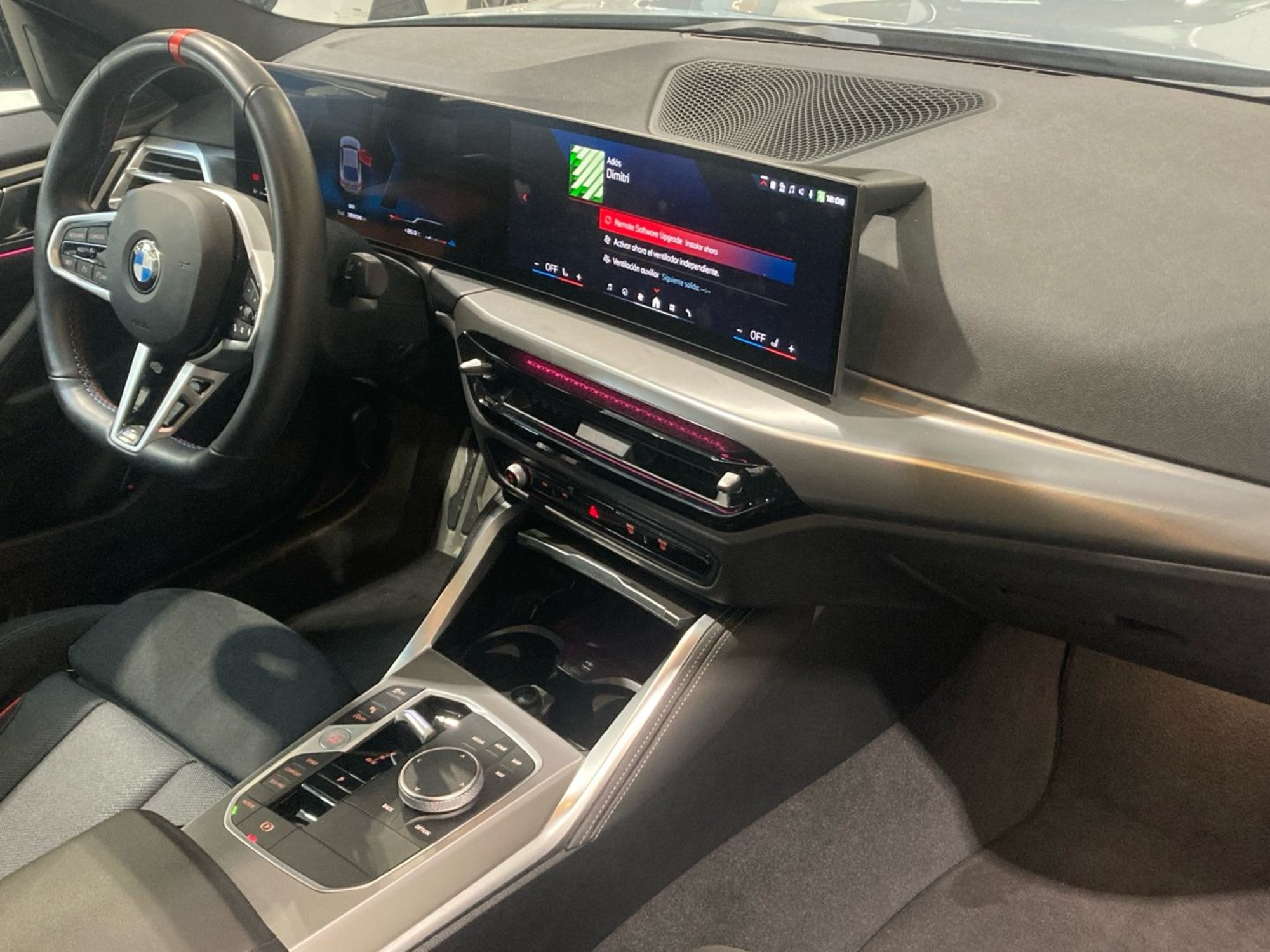 Renting BMW Serie 4 M440i xDrive Gran Coupé 275 kW (374 CV) 1