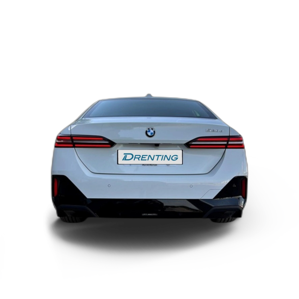 Renting BMW Serie 5 520d 145 kW (197 CV) 3 2