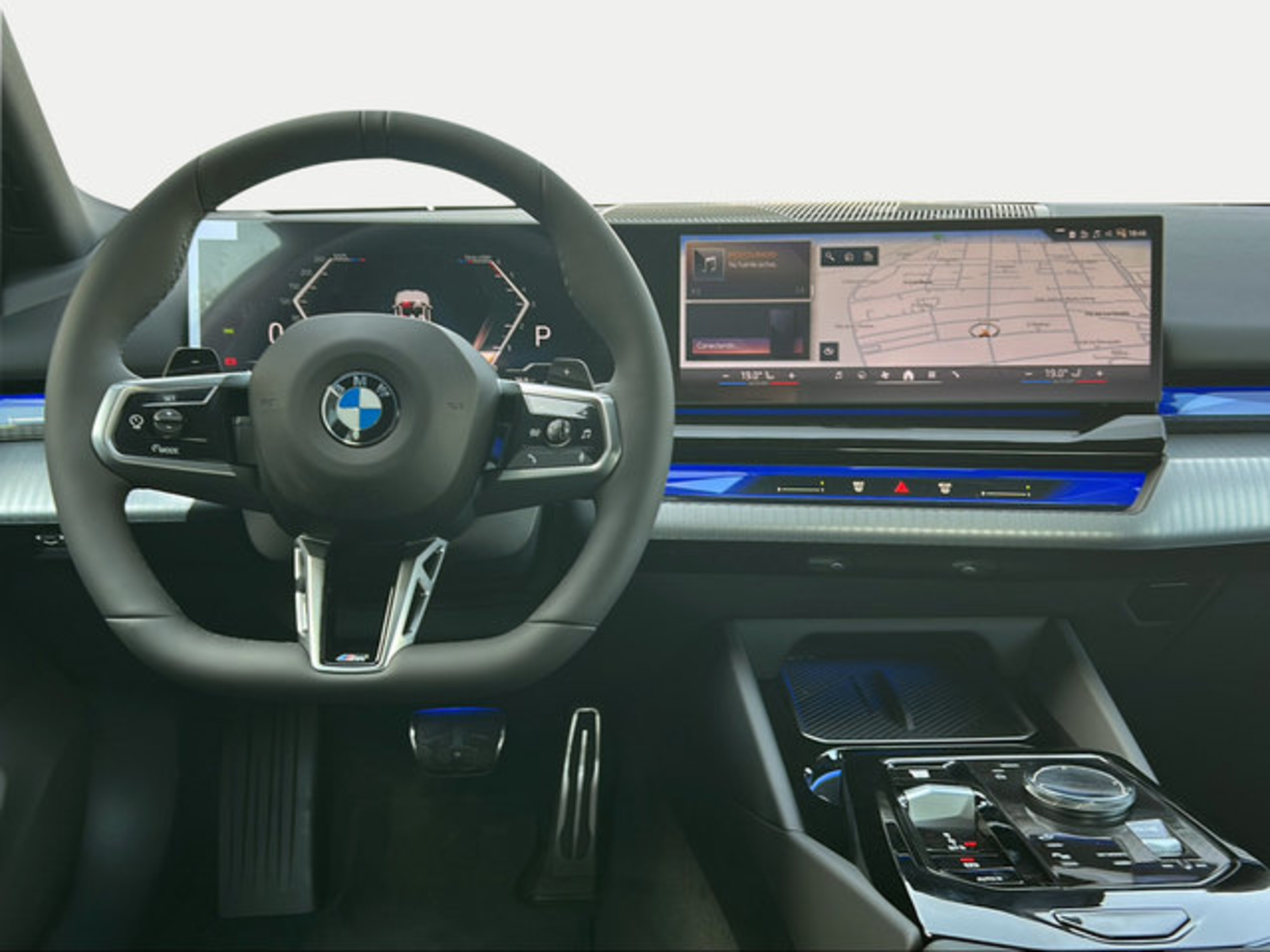 Renting BMW Serie 5 520d 145 kW (197 CV) 3 2
