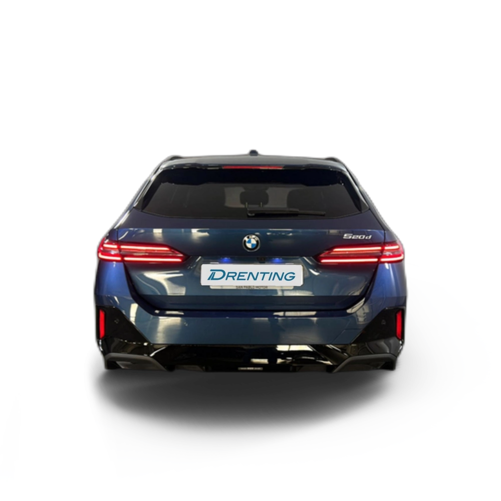 Renting BMW Serie 5 520d Touring 145 kW (197 CV) 1 1
