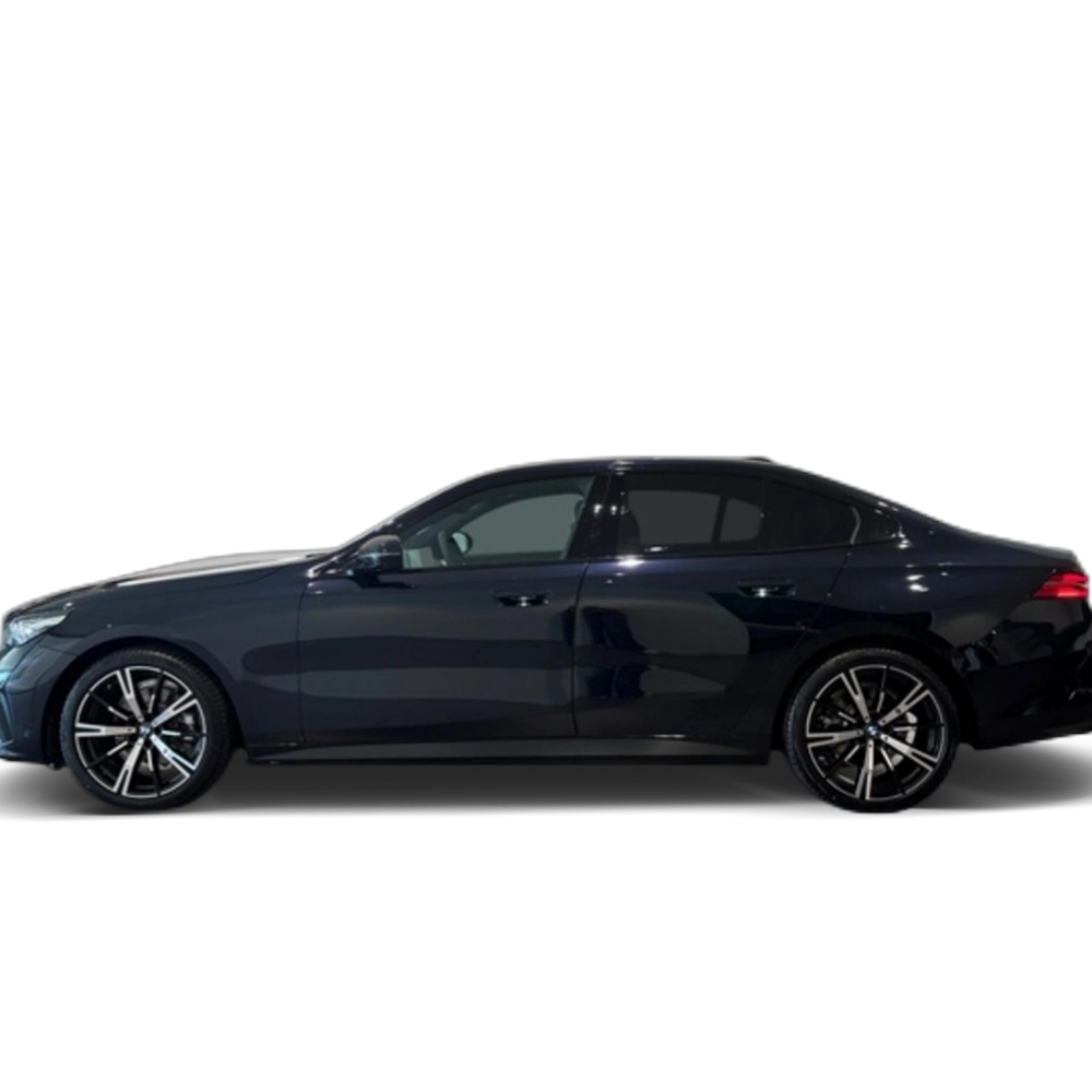Renting BMW Serie 5 520d xDrive 145 kW (197 CV)