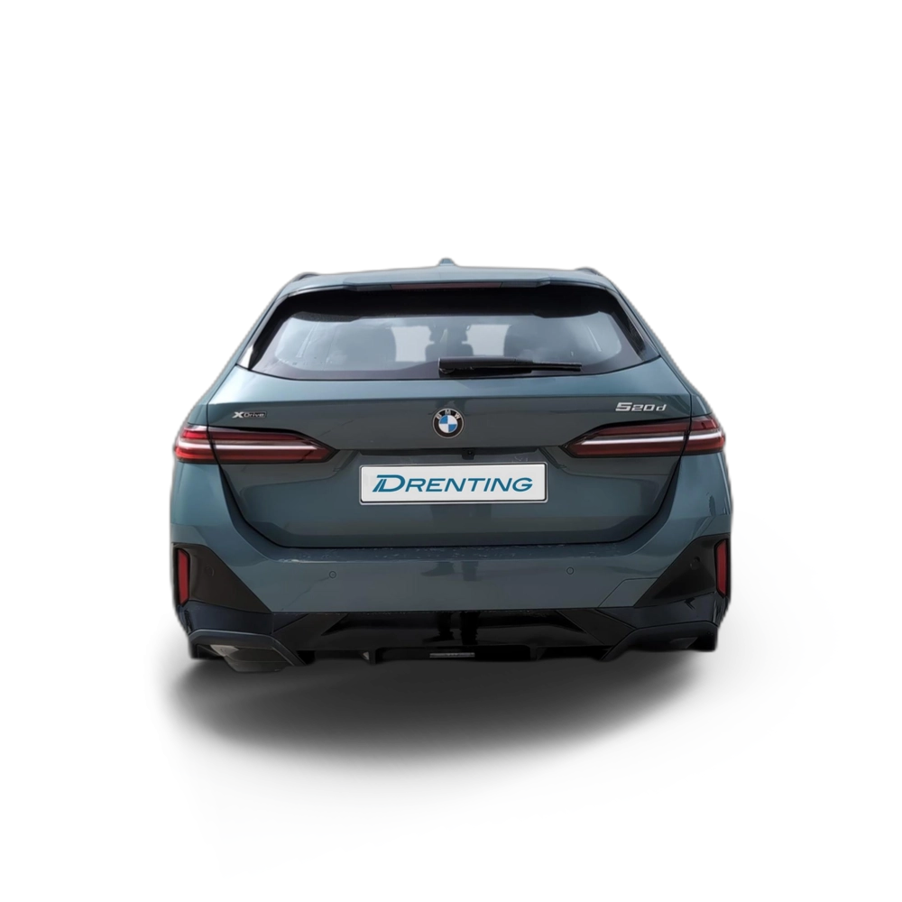 Renting BMW Serie 5 520d xDrive Touring 145 kW (197 CV) 3