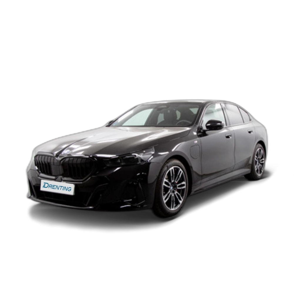 Renting BMW Serie 5 530e 220 kW (299 CV) 3 1