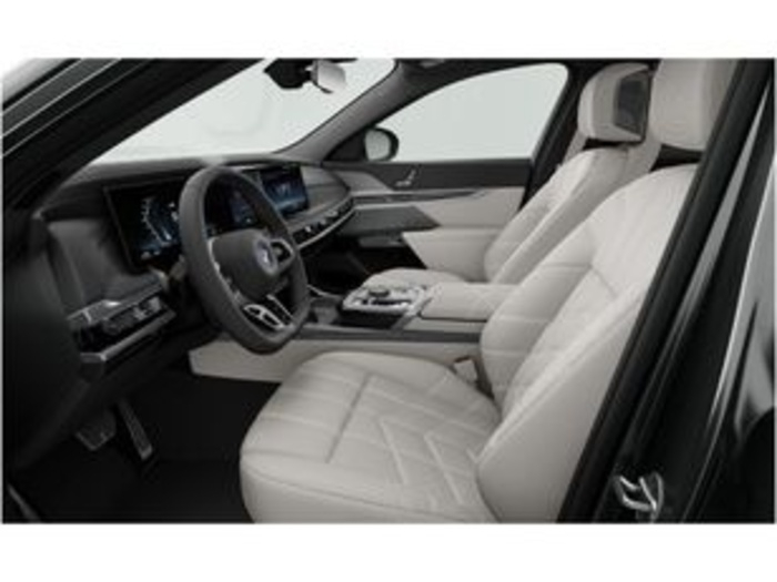 Renting BMW Serie 7 M760e 420 kW (571 CV)