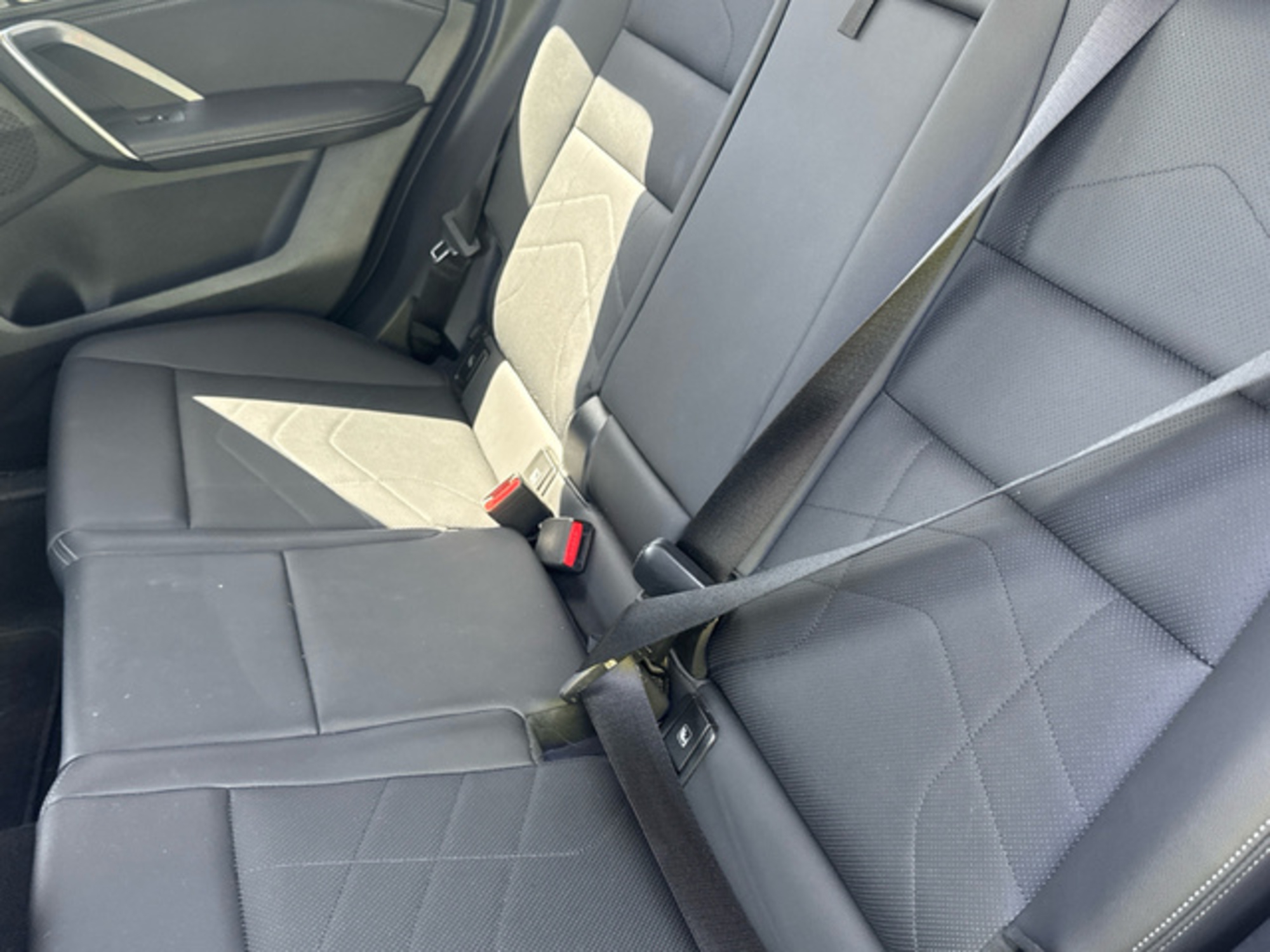 Renting BMW X1 sDrive18d 110 kW (150 CV) 13 7