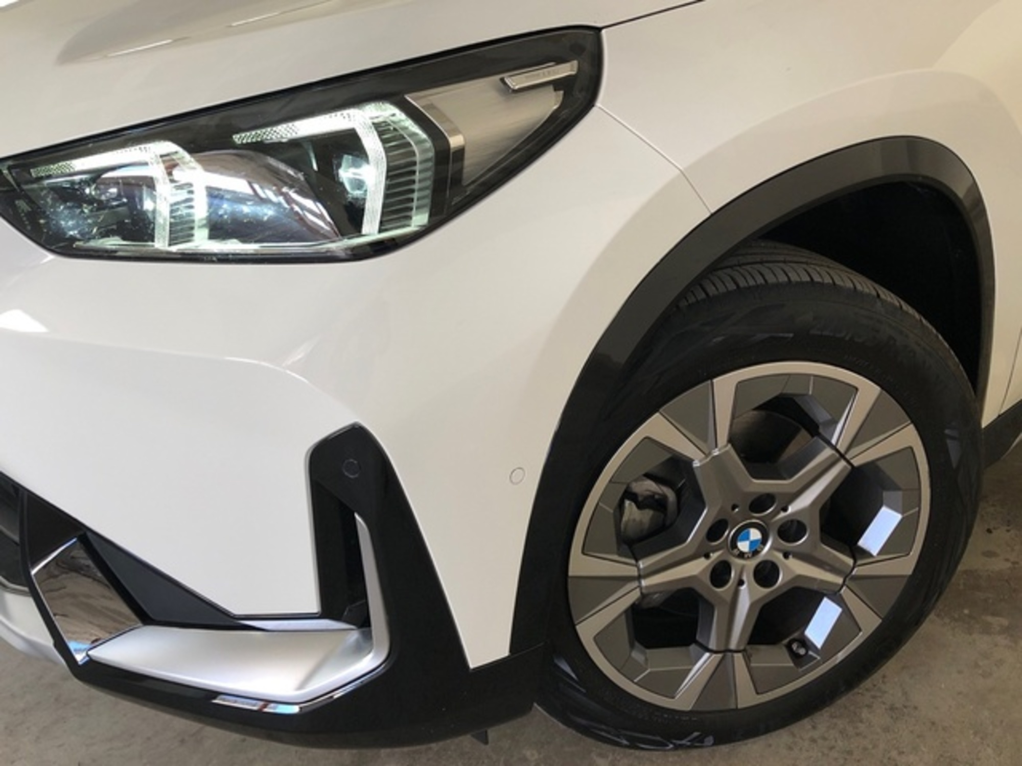 Renting BMW X1 sDrive18d 110 kW (150 CV) 23