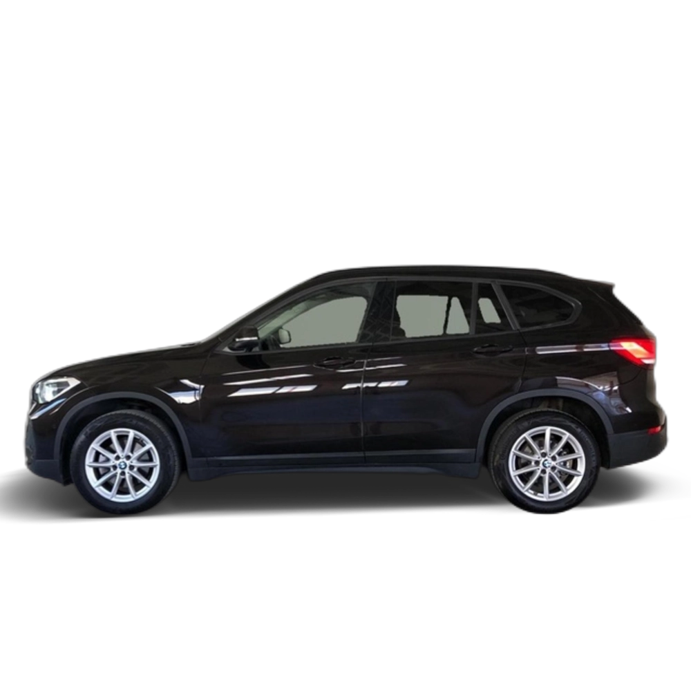 Renting BMW X1 sDrive18d 110 kW (150 CV) 28