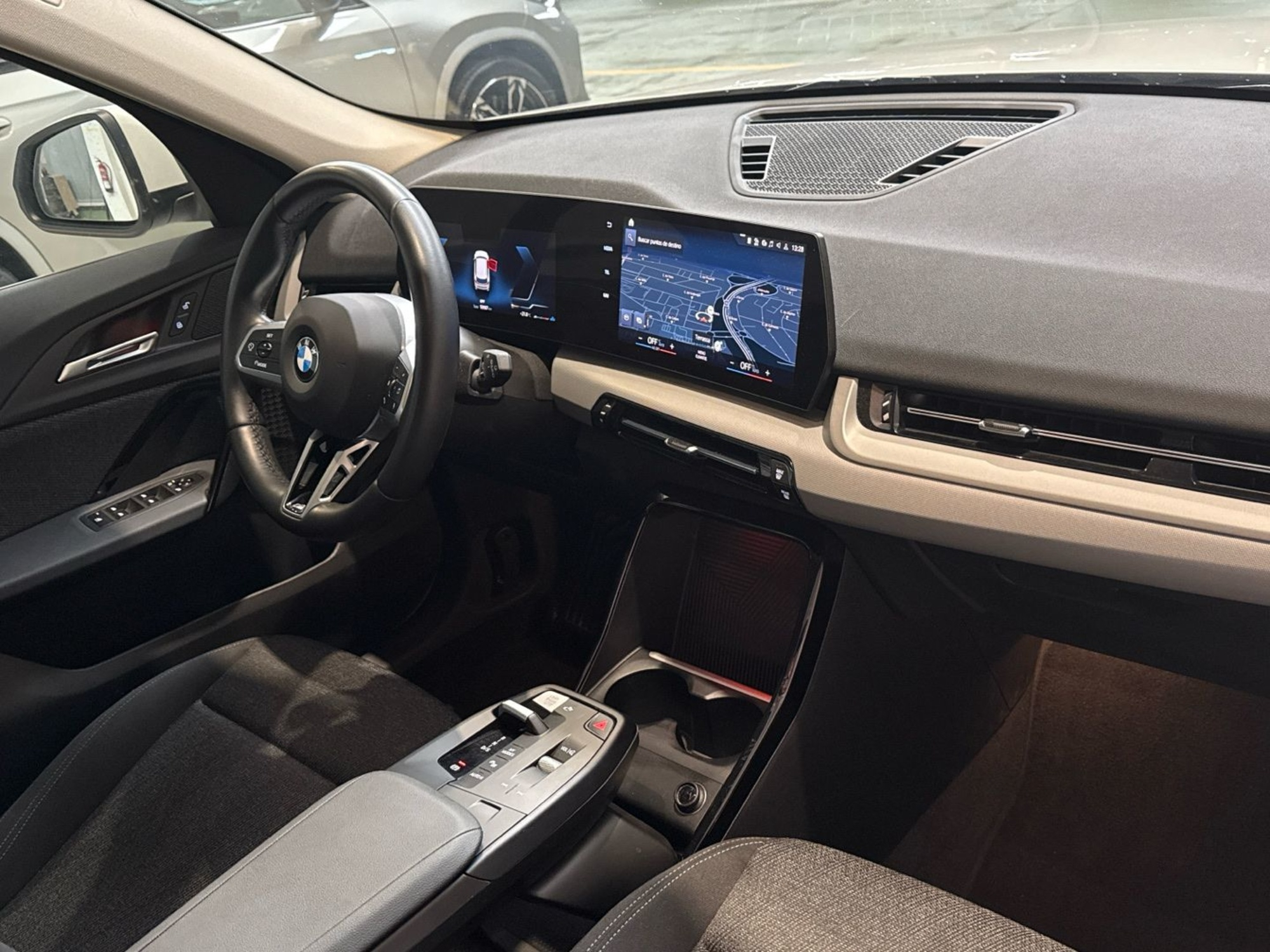 Renting BMW X1 sDrive18d 110 kW (150 CV) 21