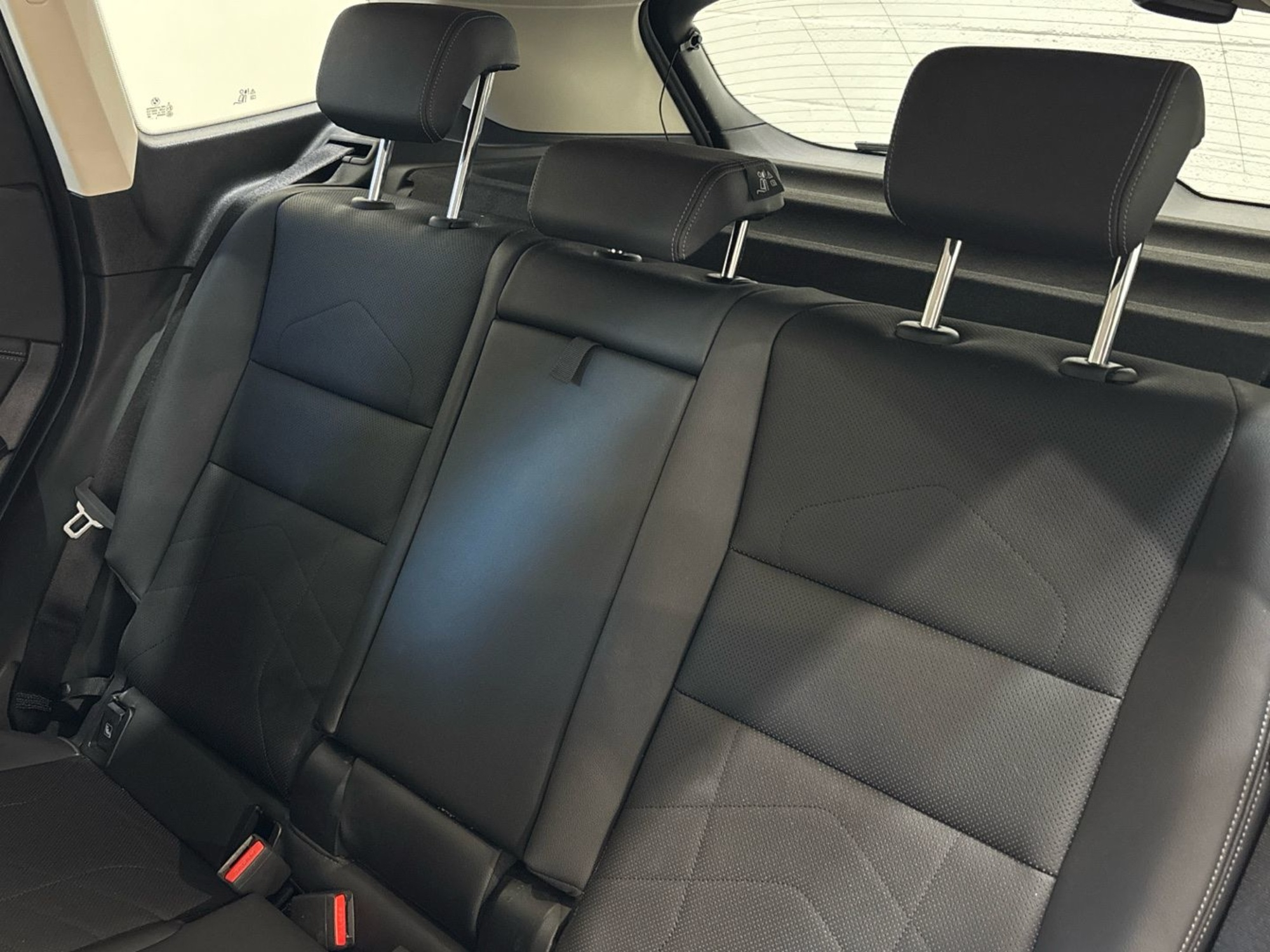 Renting BMW X1 sDrive18d 110 kW (150 CV) 25