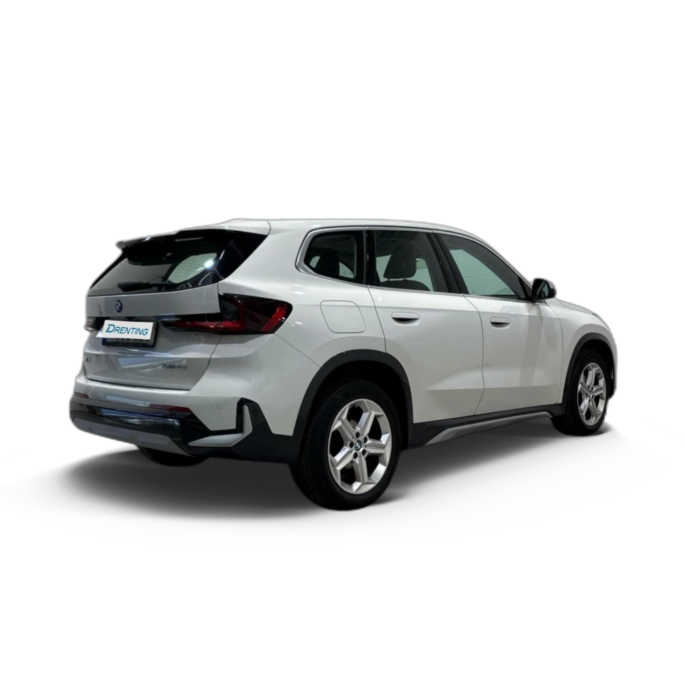 Renting BMW X1 sDrive18d 110 kW (150 CV) 27