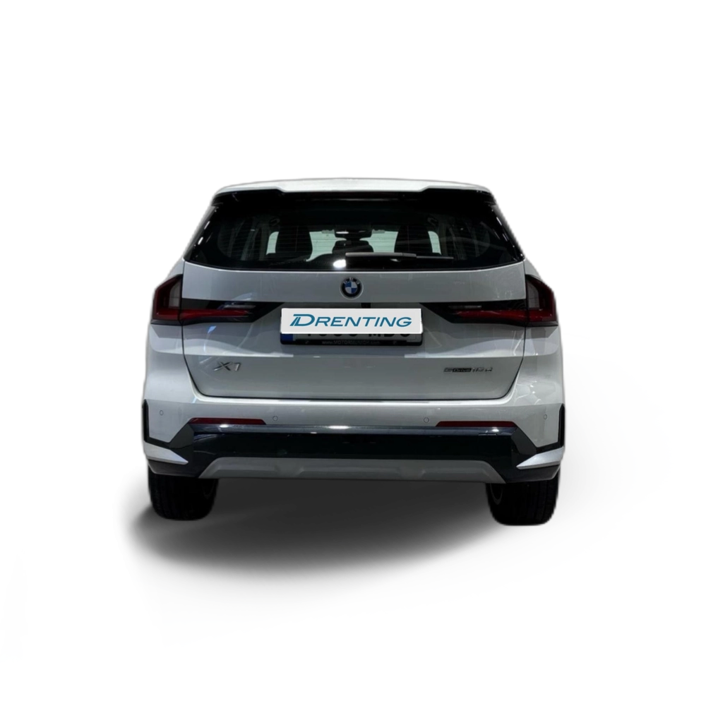 Renting BMW X1 sDrive18d 110 kW (150 CV) 27