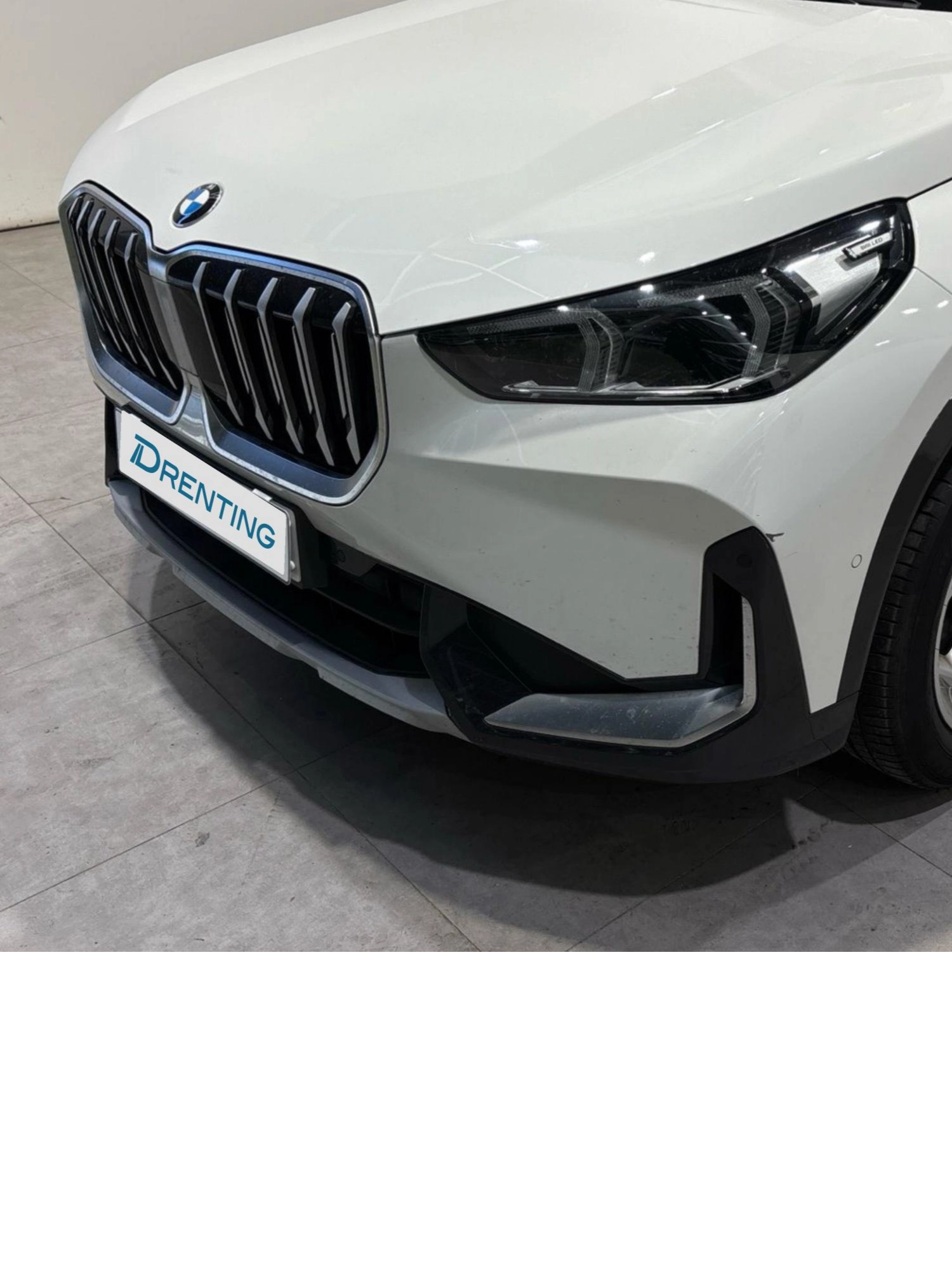 Renting BMW X1 sDrive18d 110 kW (150 CV) 27