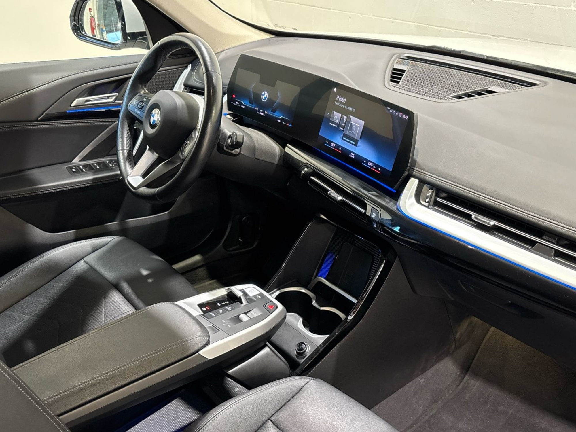 Renting BMW X1 sDrive18d 110 kW (150 CV) 27