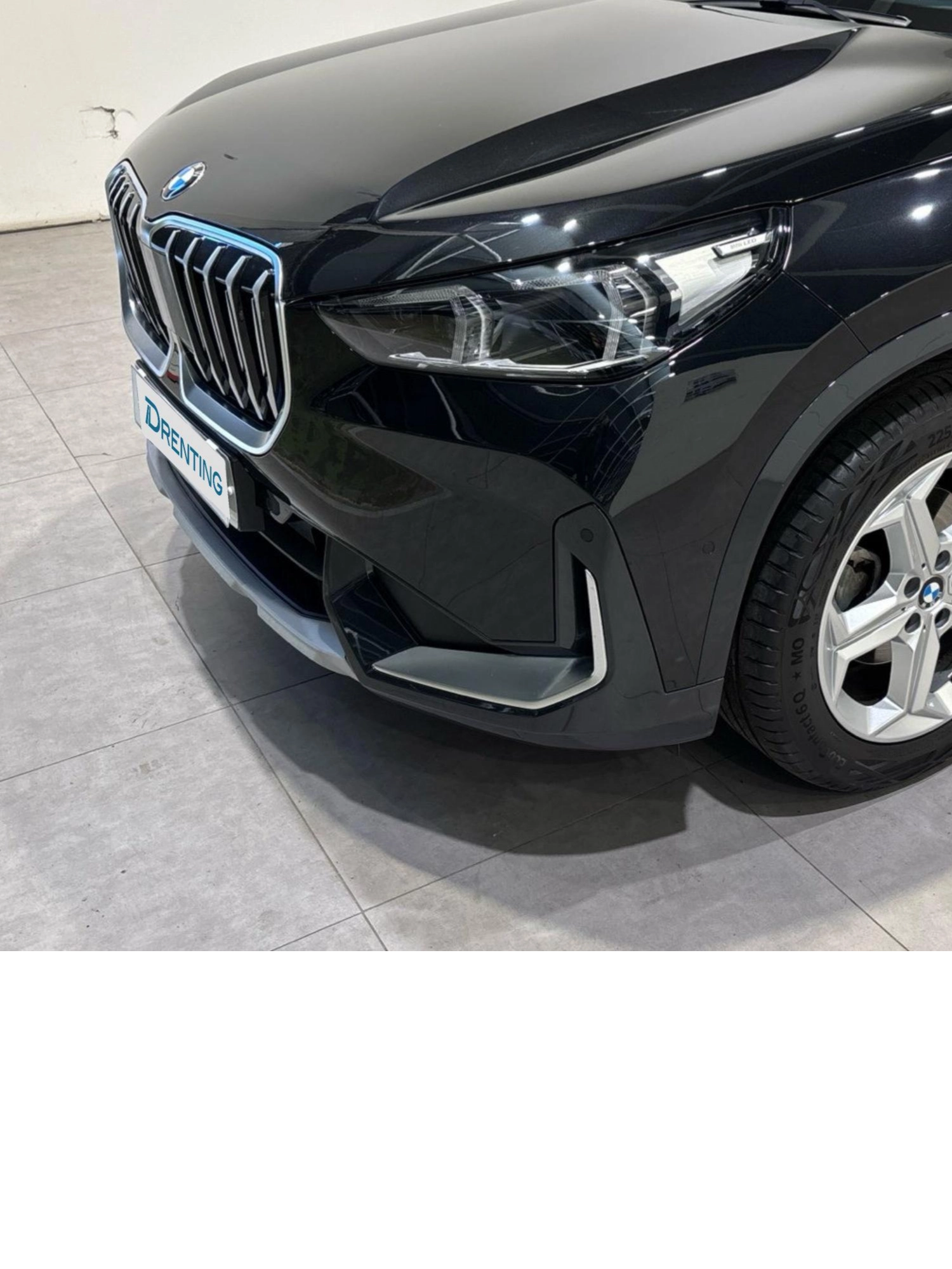 Renting BMW X1 sDrive18d 110 kW (150 CV) 32