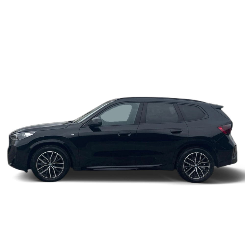 Renting BMW X1 sDrive18d 110 kW (150 CV) 33