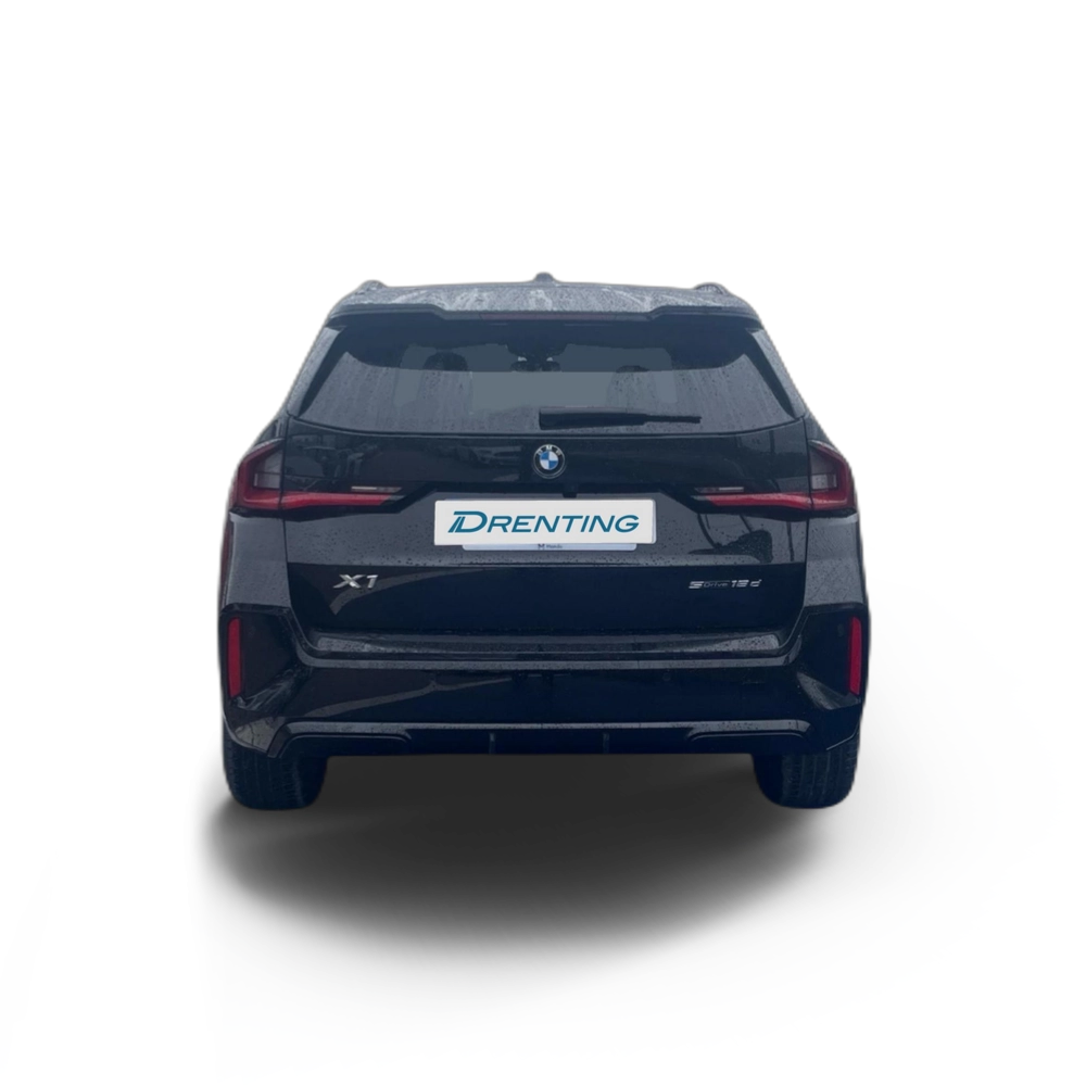 Renting BMW X1 sDrive18d 110 kW (150 CV) 33