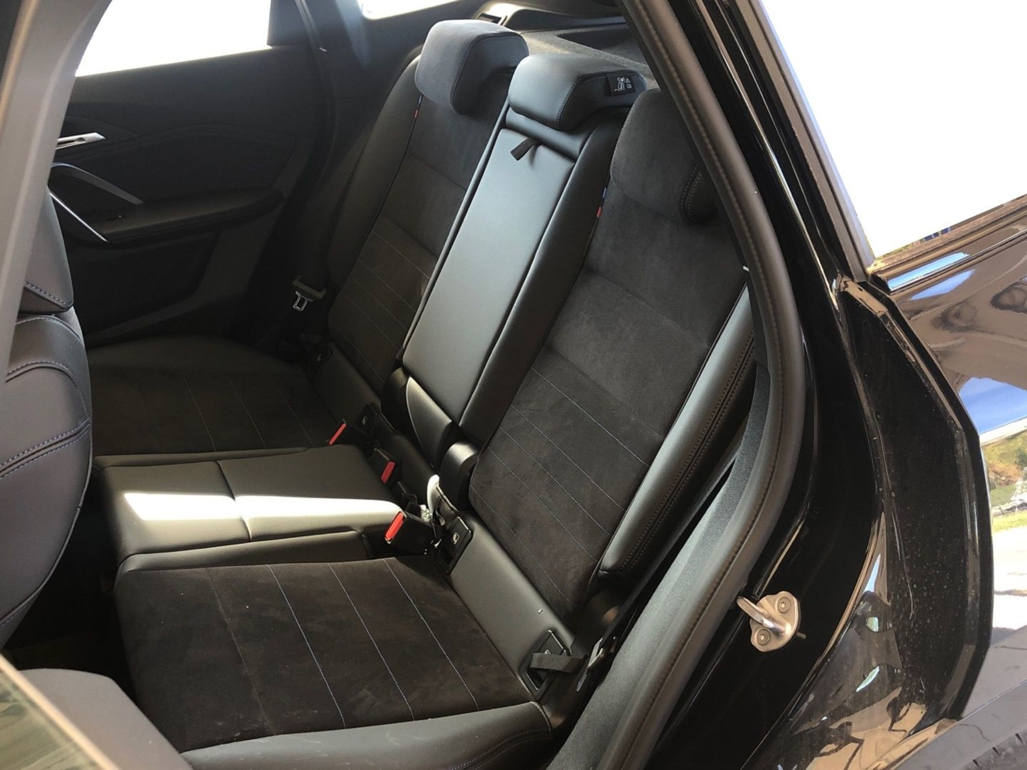 Renting BMW X1 sDrive18d 110 kW (150 CV) 34