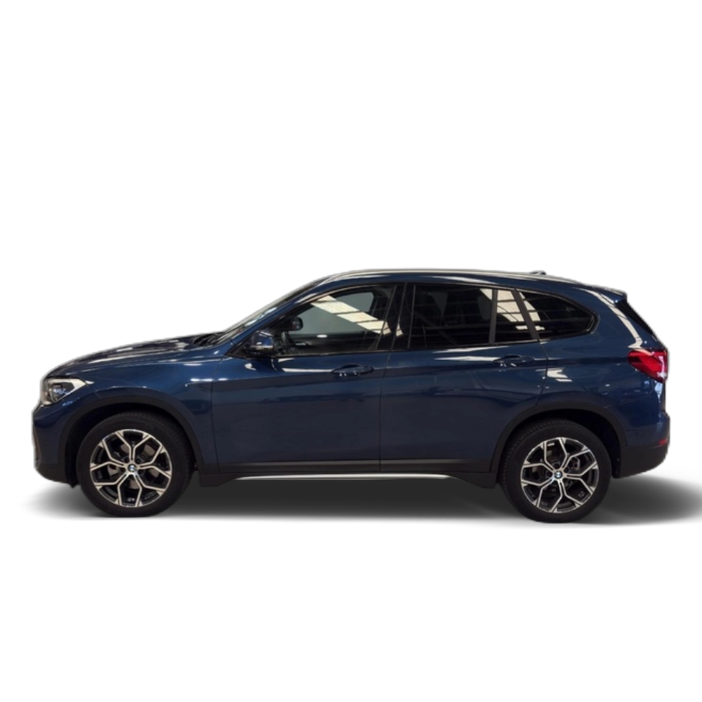 Renting BMW X1 sDrive18d 110 kW (150 CV) 30 6