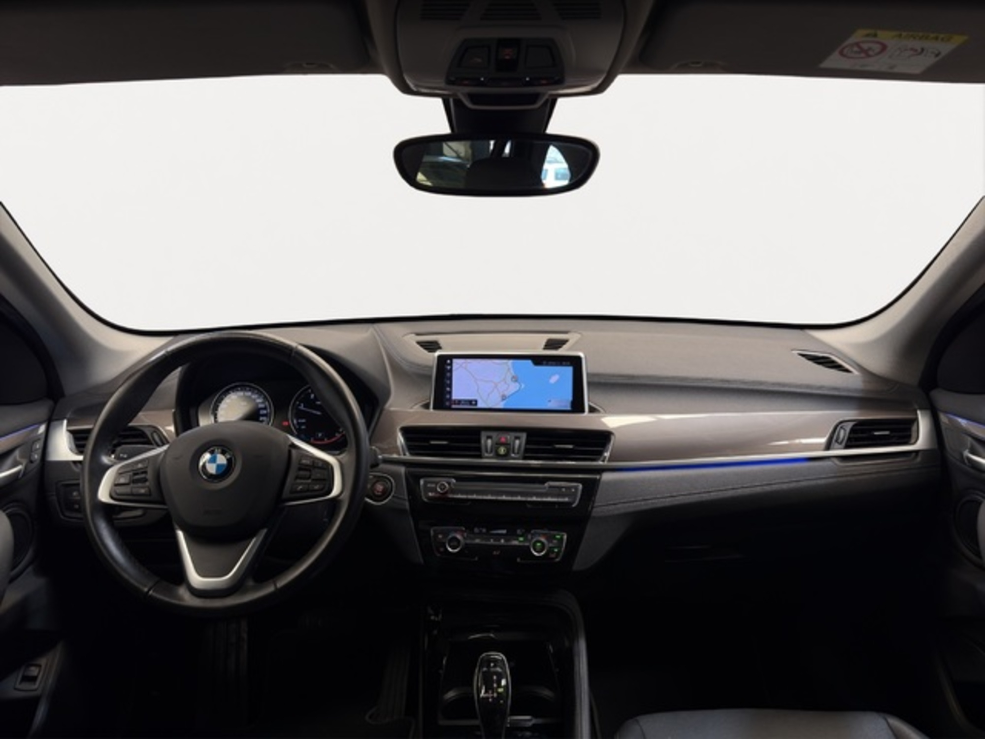 Renting BMW X1 sDrive18d 110 kW (150 CV) 30 6