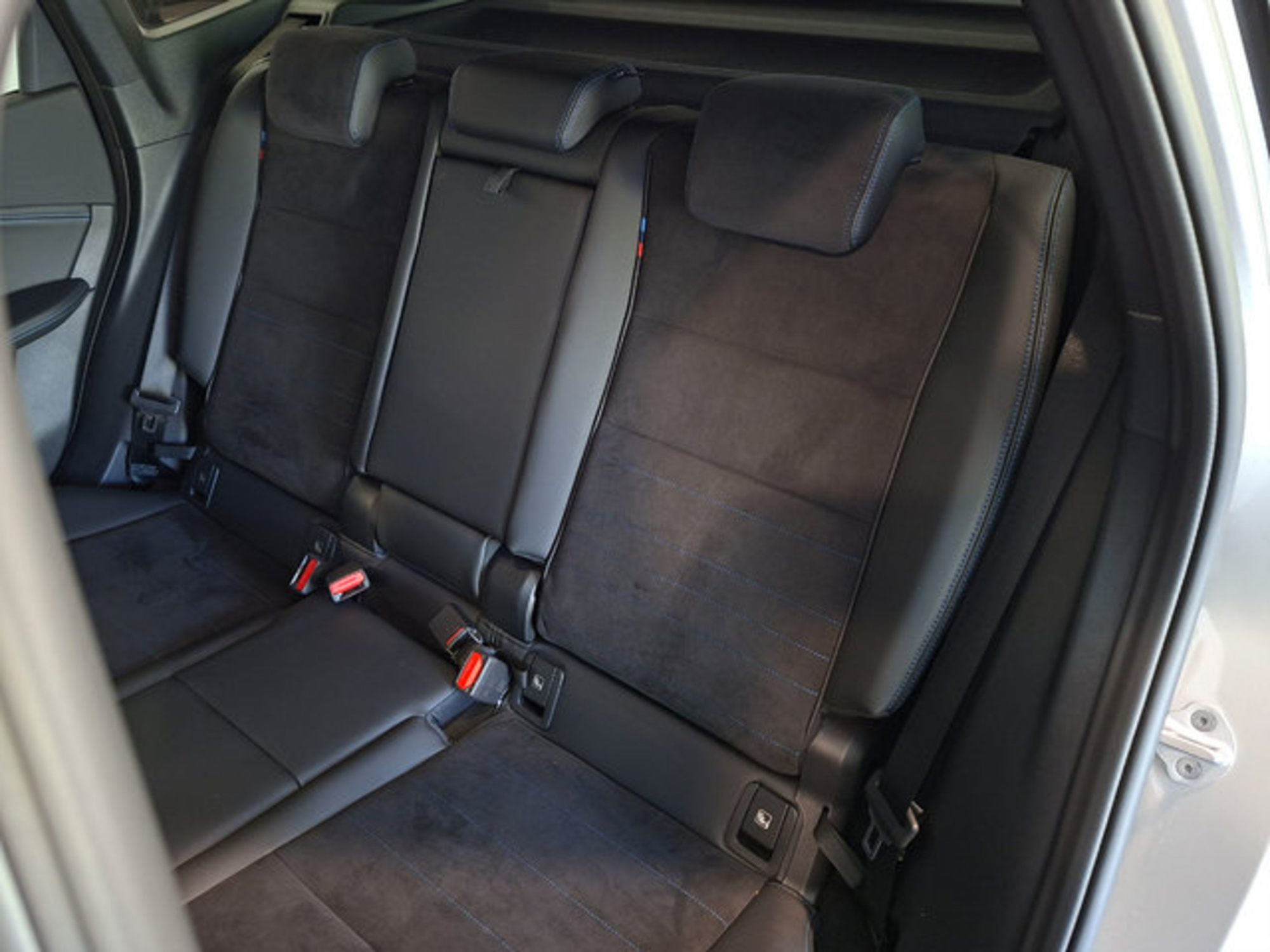 Renting BMW X1 sDrive18d 110 kW (150 CV) 30 7